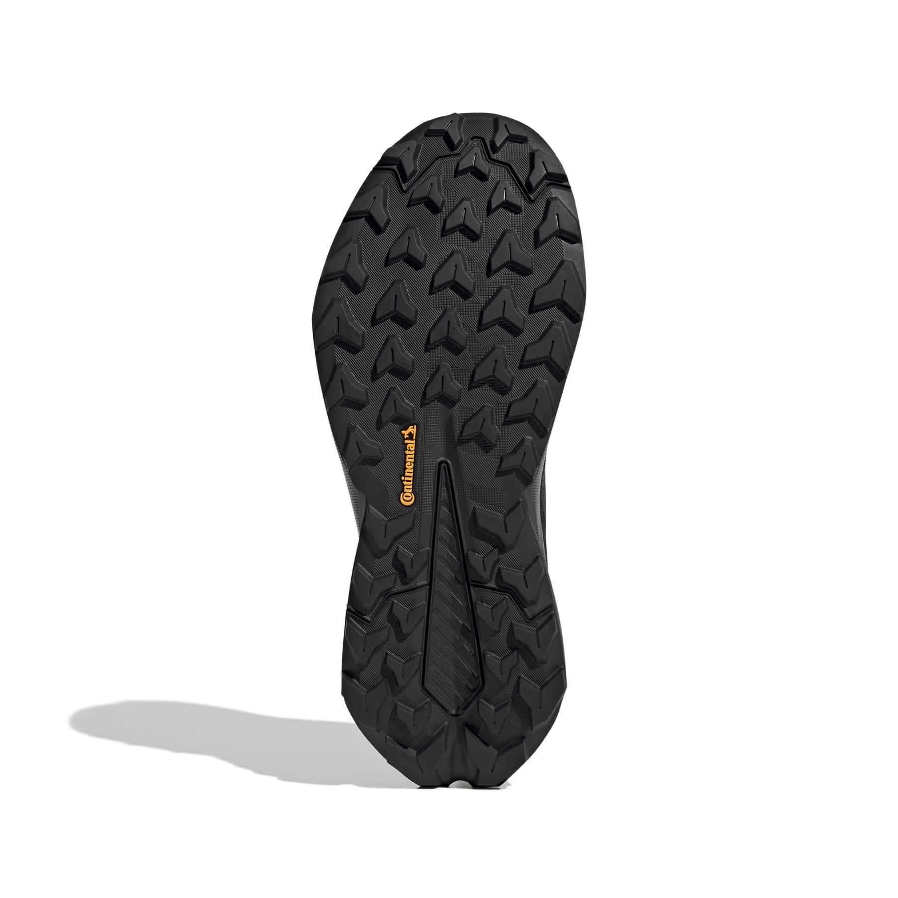 product/a/d/adidas_jh6407_4_footwear_photography_bottom_view_white-nw091625.jpg