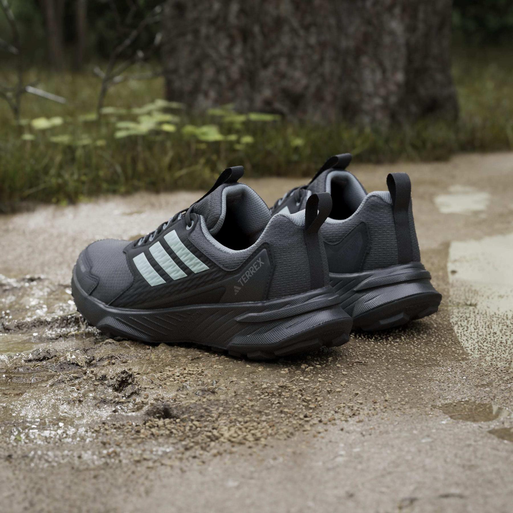 product/a/d/adidas_ji0278_18_footwear_photography_heromrktng_view_6-nw091625.jpg