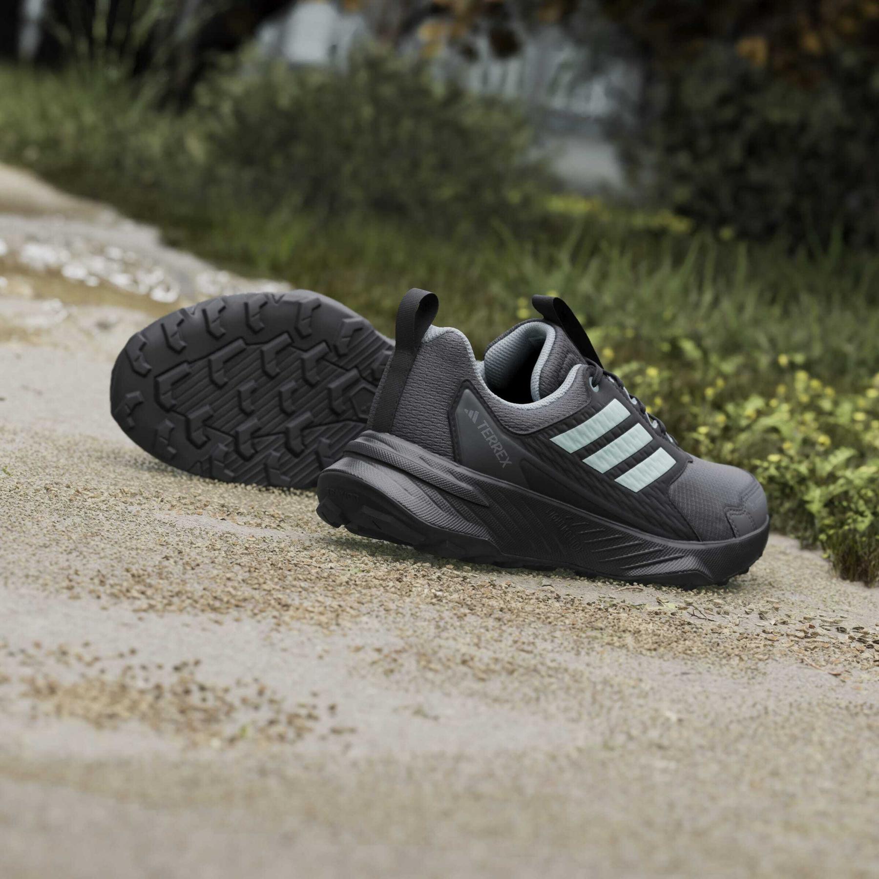 product/a/d/adidas_ji0278_20_footwear_photography_heromrktng_view_8-nw091625.jpg