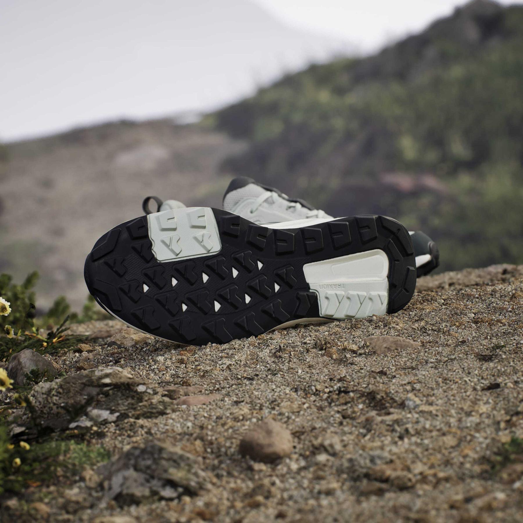 product/a/d/adidas_ji1317_17_footwear_photography_heromrktng_view_4-nw091625.jpg