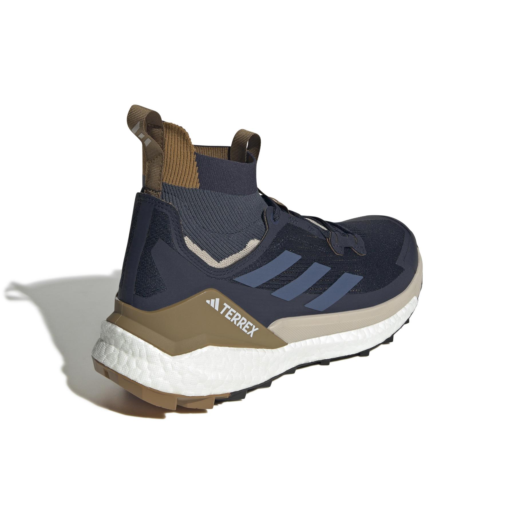product/a/d/adidas_ji1873_7_footwear_photography_back_lateral_top_view_white-nw091625.jpg