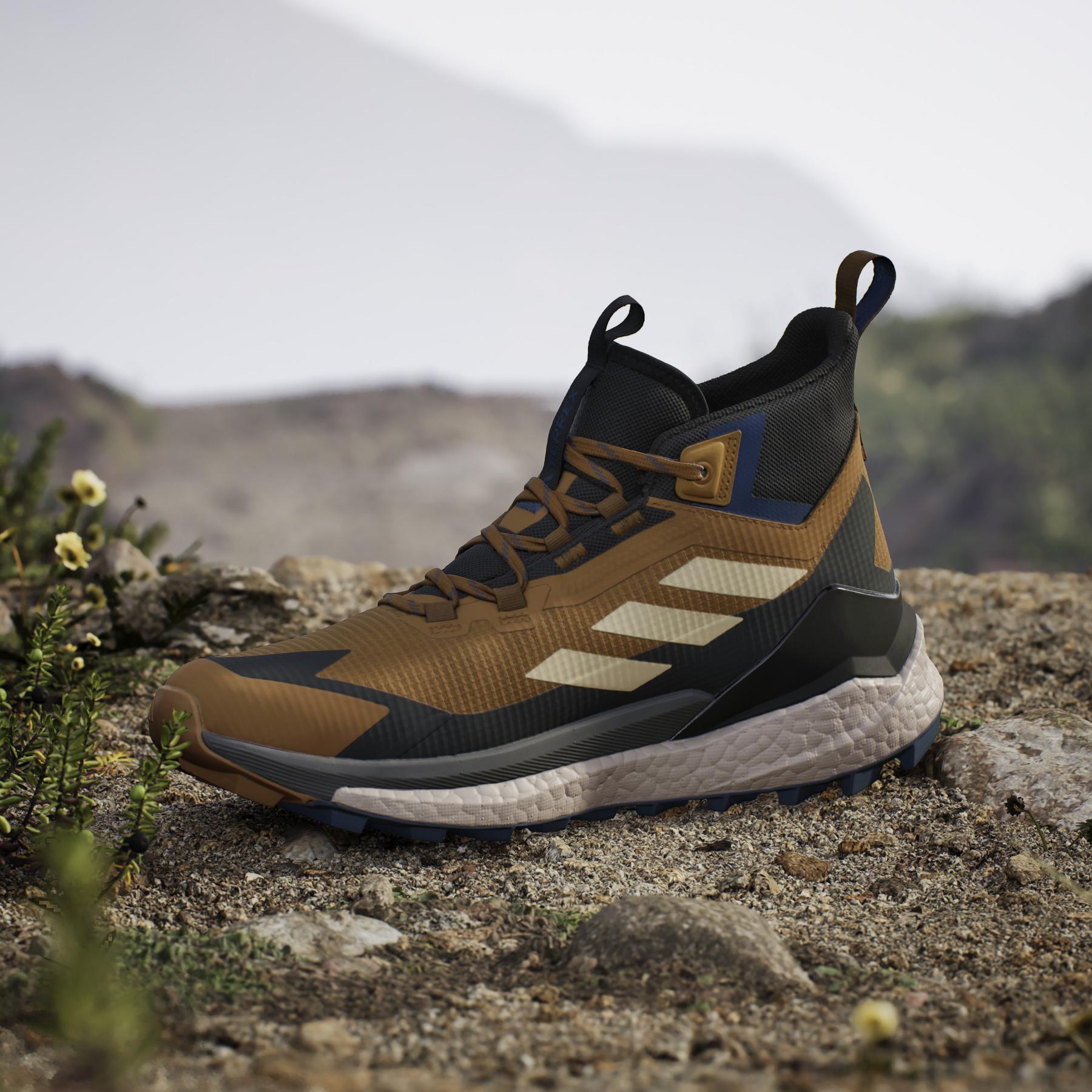 product/a/d/adidas_ji4245_20_footwear_photography_heromrktng_view_7-nw091625.jpg