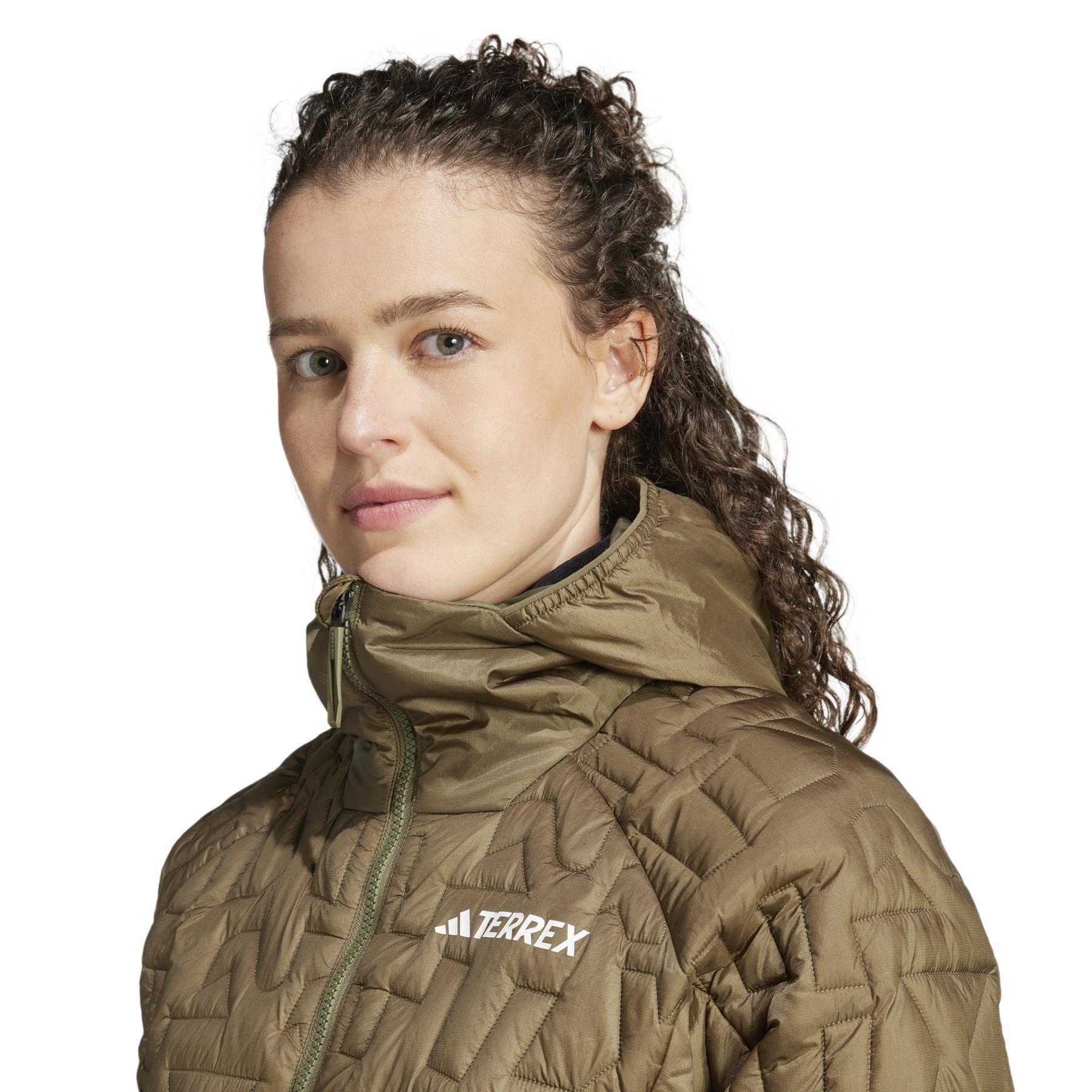 product/a/d/adidas_ji8585_8_apparel_on_model_detail_view_1_white.jpg