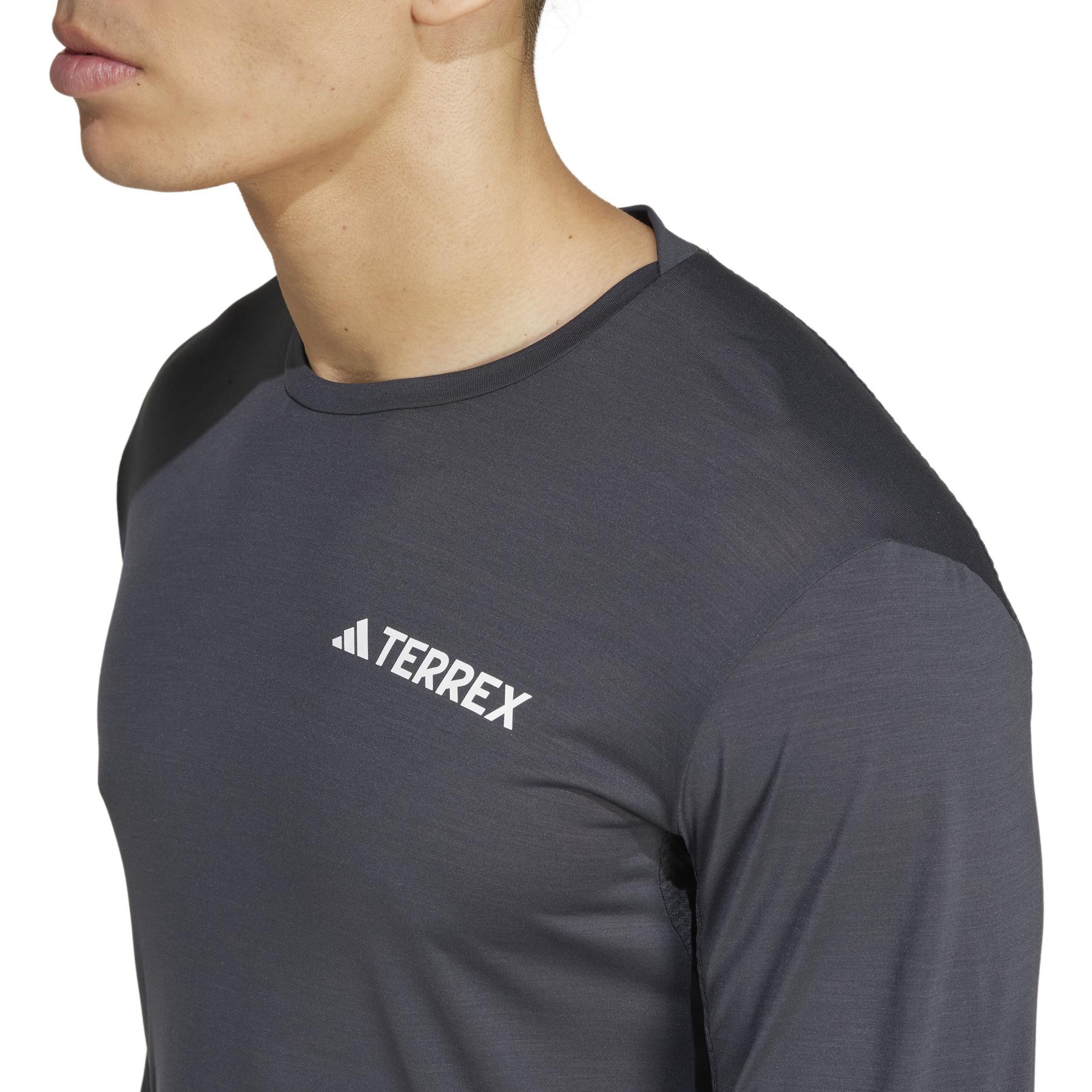 product/a/d/adidas_jl6343_carbon_3.jpg