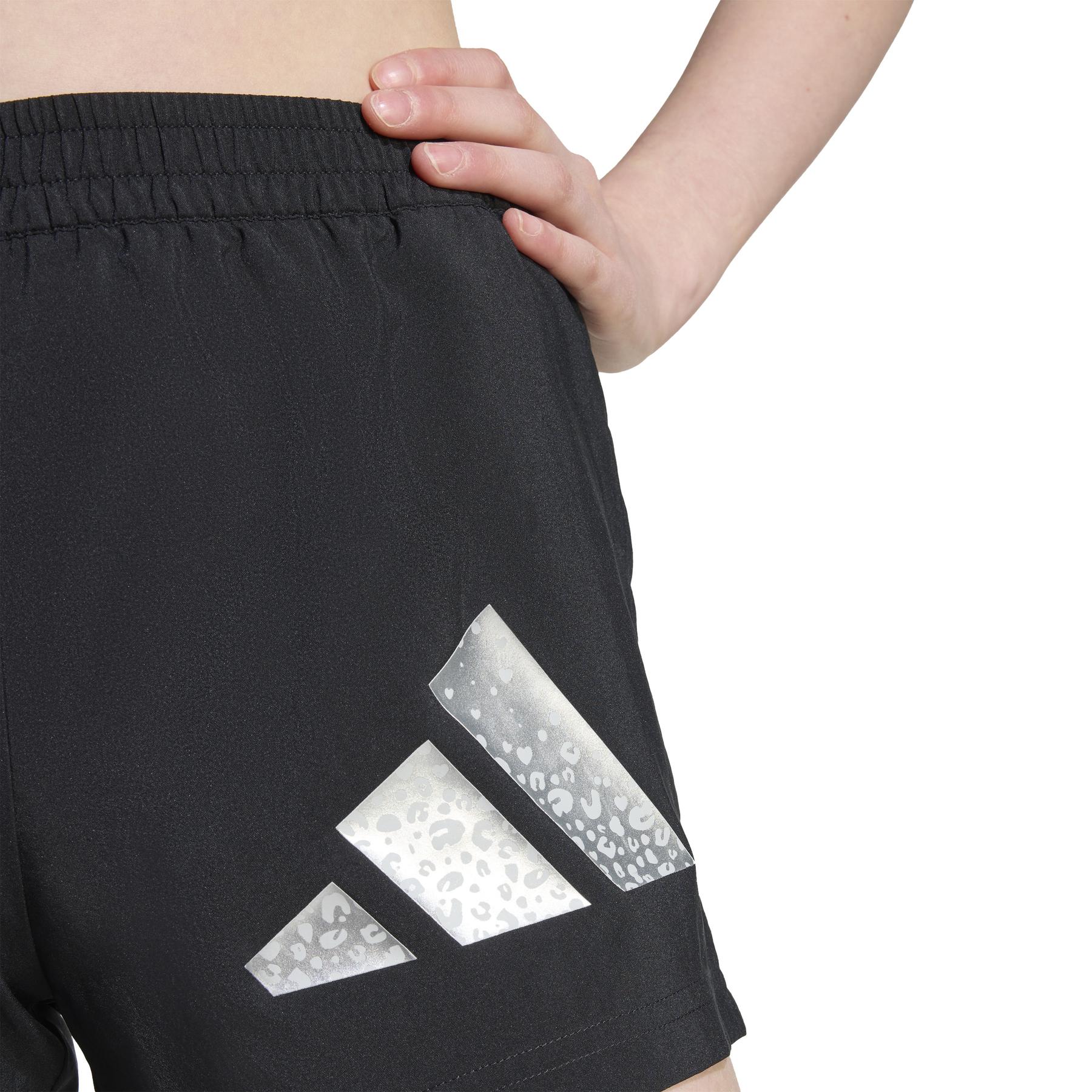 product/a/d/adidas_jm3847_black-silvmt_5.jpg