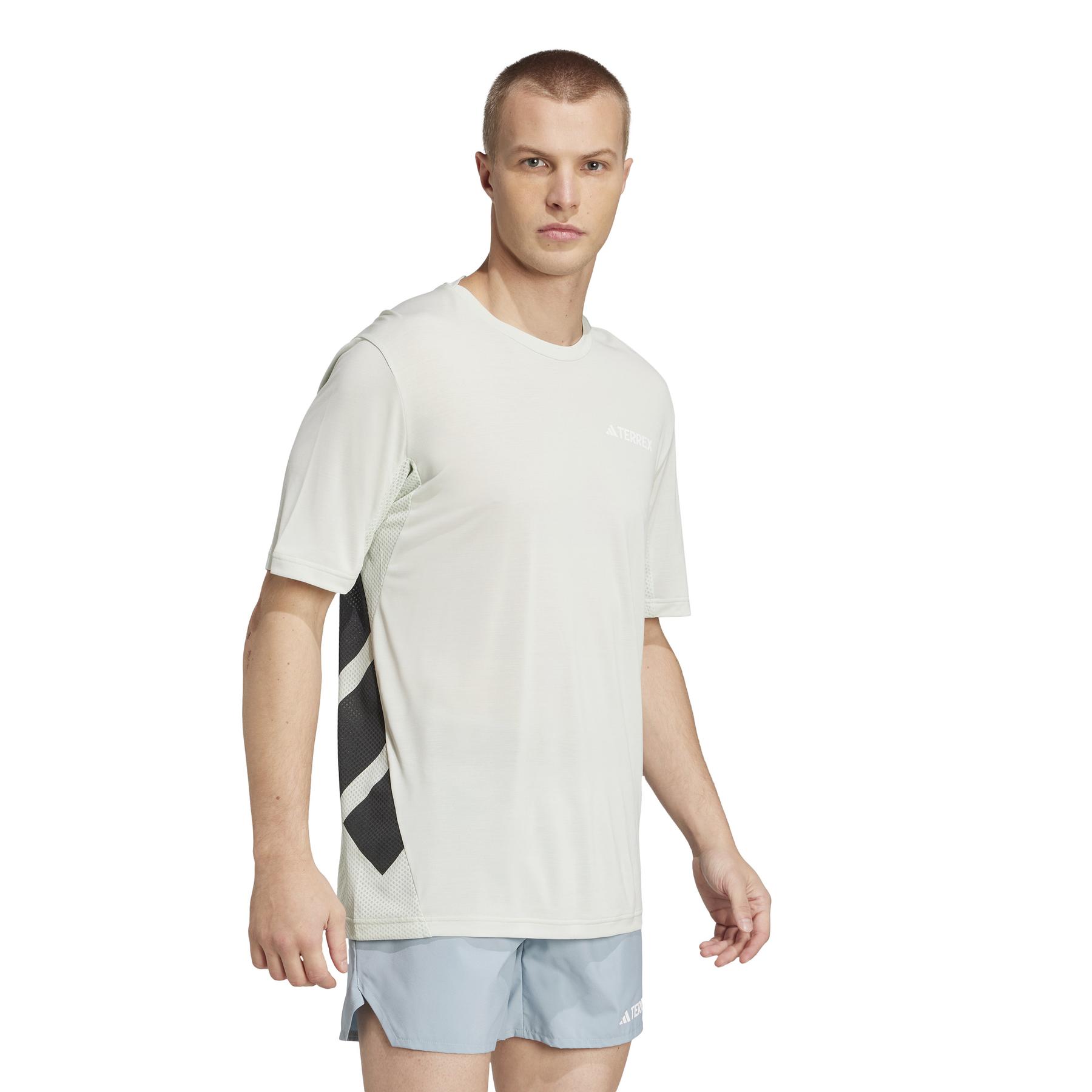 product/a/d/adidas_jn8156_lingrn_4.jpg