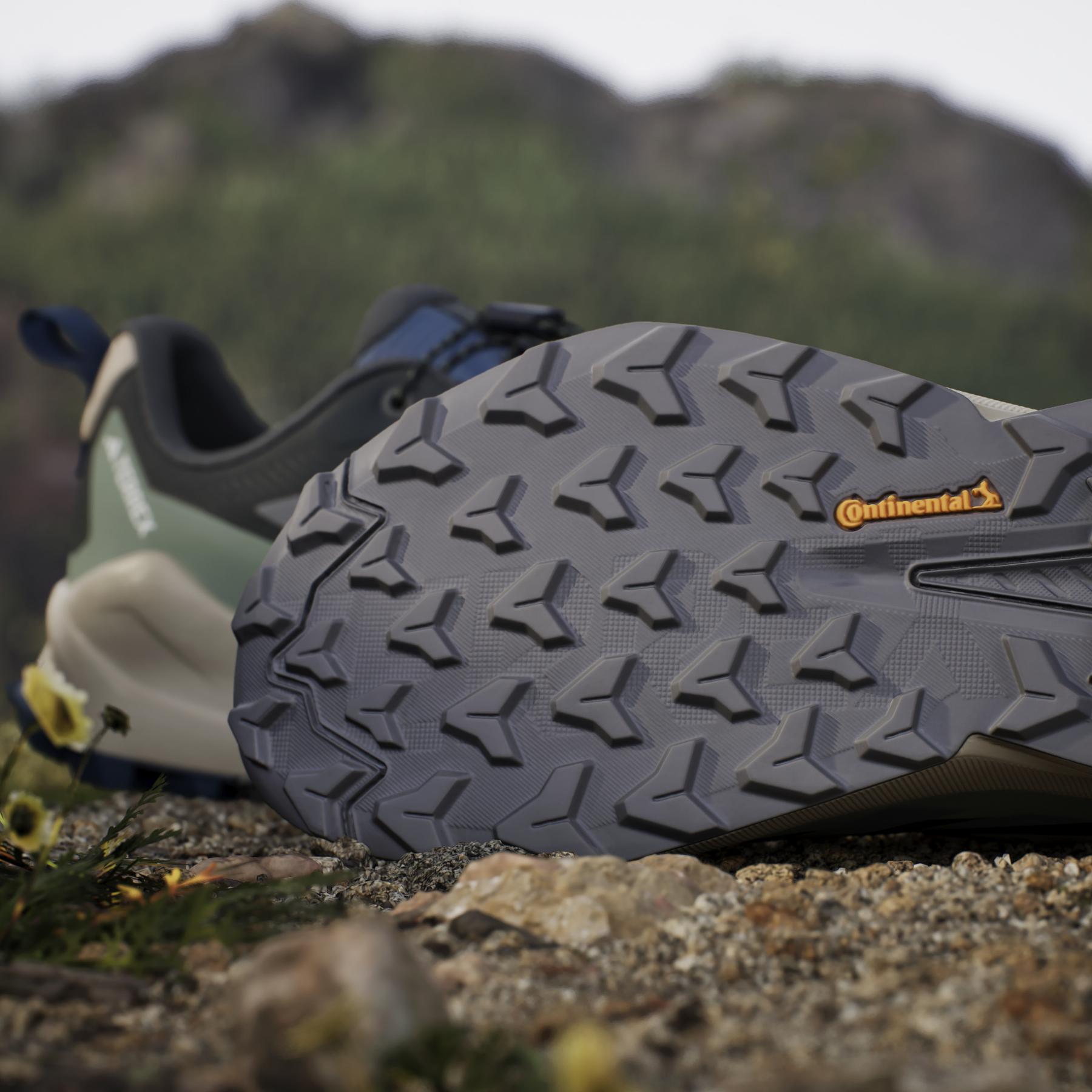 product/a/d/adidas_jp5240_24_footwear_photography_heromrktng_view_11-nw091625.jpg