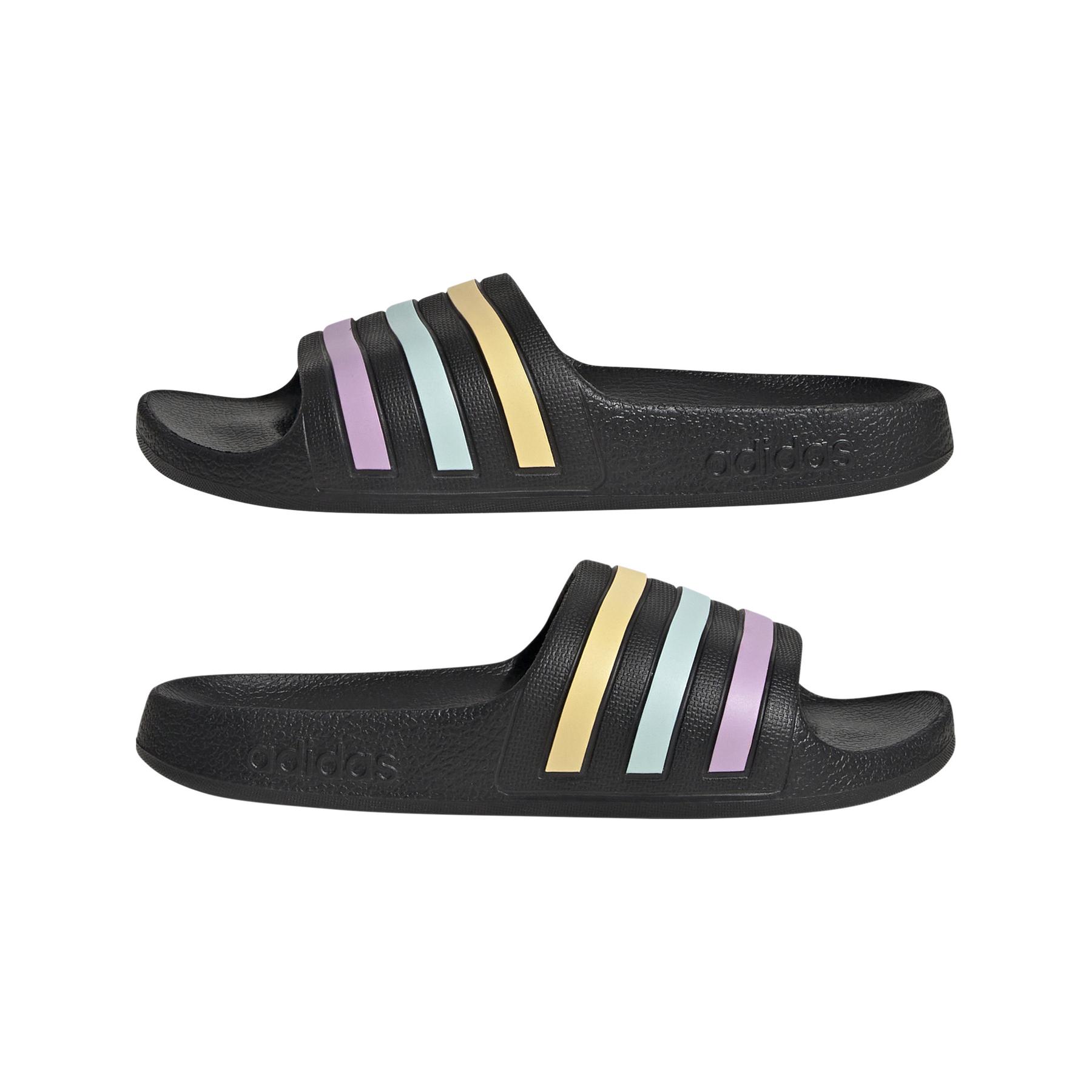 product/a/d/adidas_jp5774_10_footwear_photography_mirrored_pair_view_white-nw091625.jpg