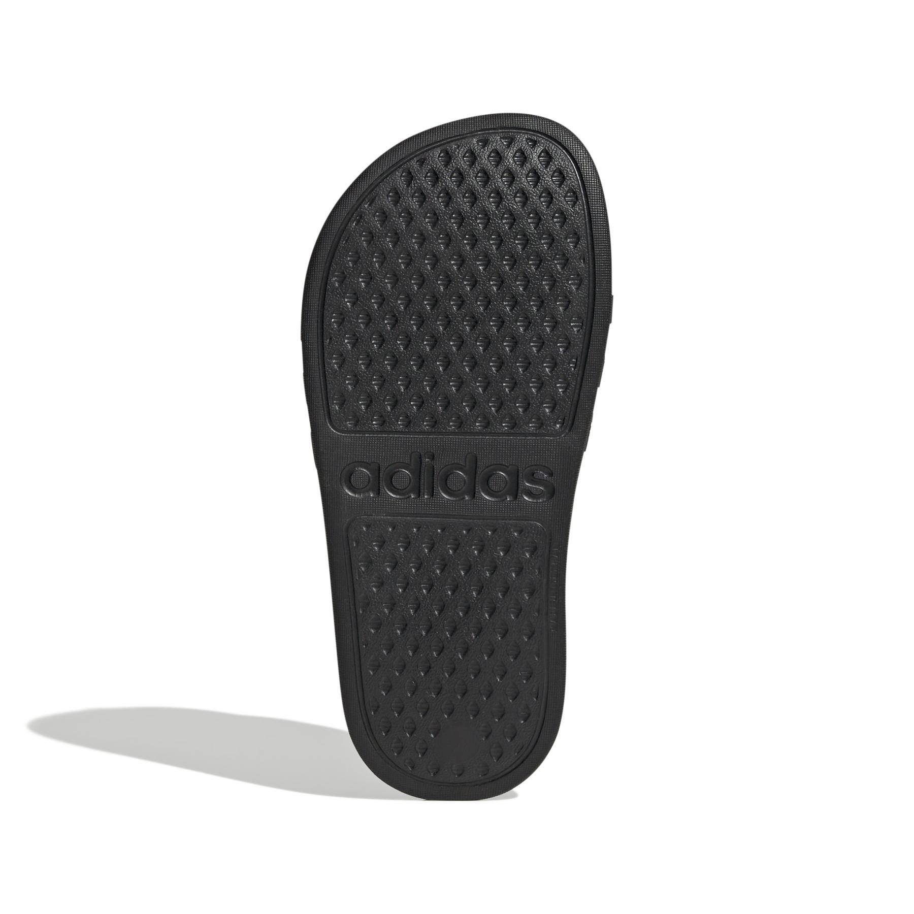 product/a/d/adidas_jp5774_4_footwear_photography_bottom_view_white-nw091625.jpg