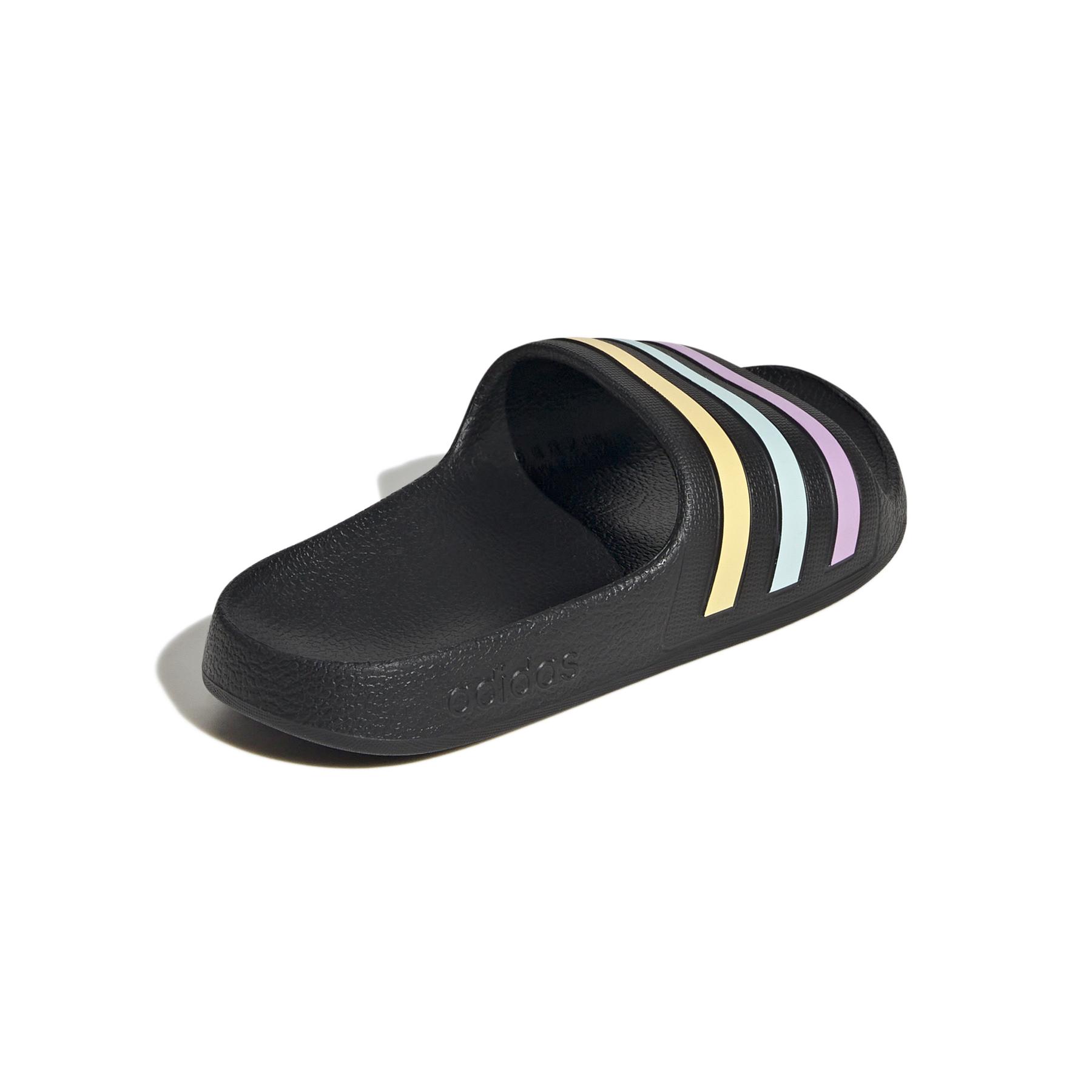 product/a/d/adidas_jp5774_7_footwear_photography_back_lateral_top_view_white-nw091625.jpg