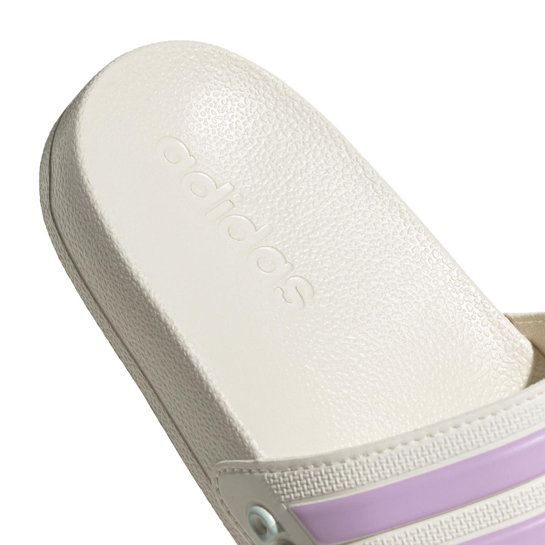 product/a/d/adidas_jp5784_9_footwear_photography_detail_view_2_white-nw091625.jpg