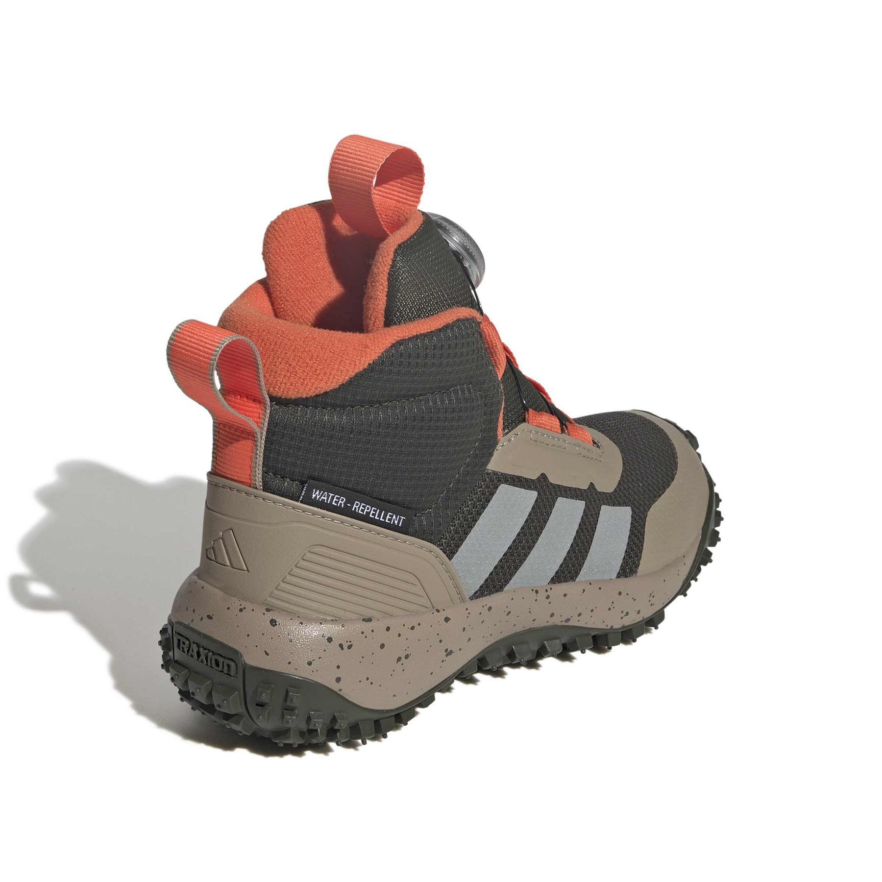 product/a/d/adidas_jp6337_7_footwear_photography_back_lateral_top_view_white.jpg