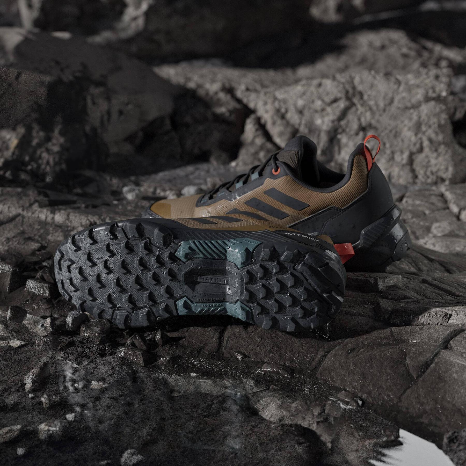 product/a/d/adidas_jp8244_17_footwear_photography_heromrktng_view_4-nw091625.jpg