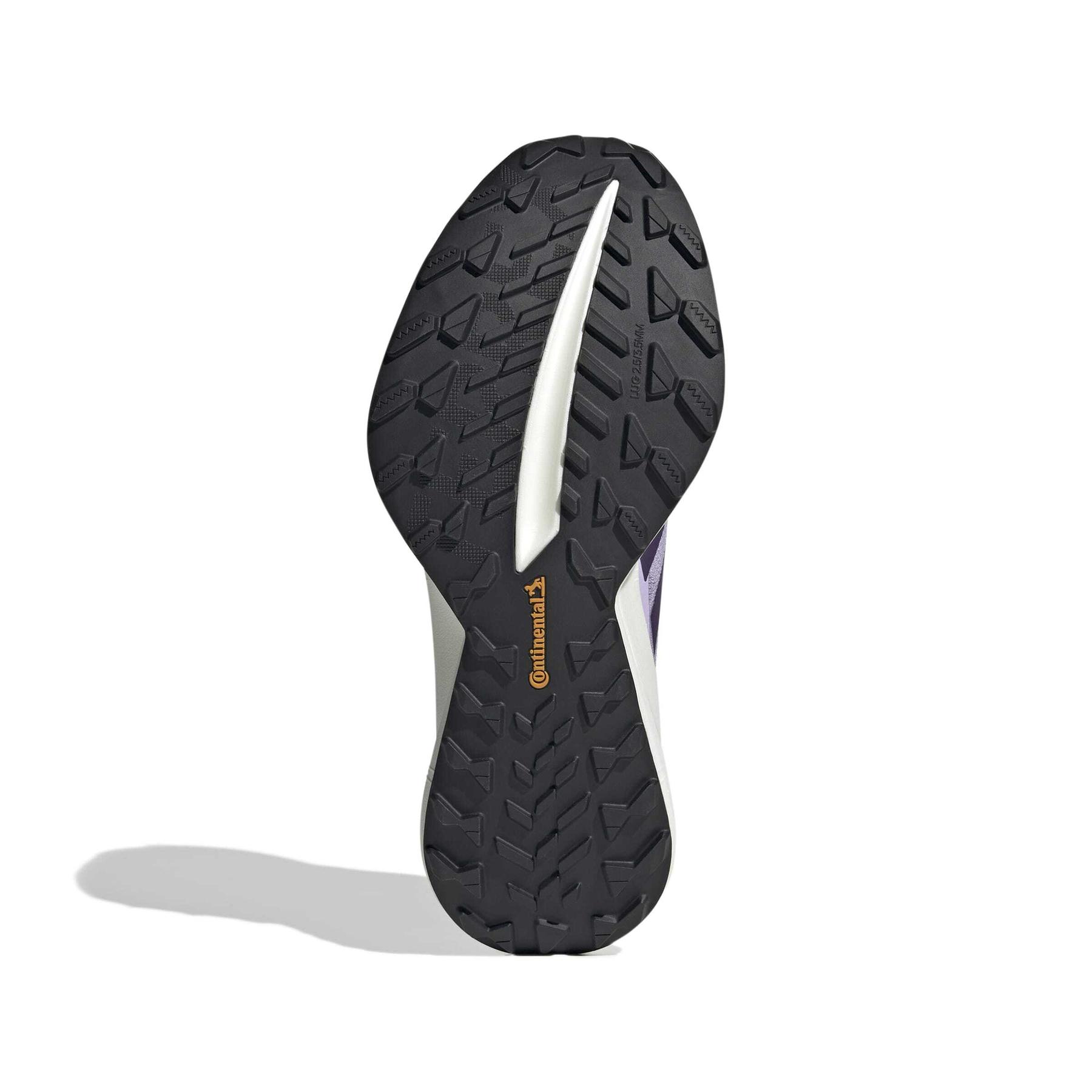 product/a/d/adidas_jq1616_4_footwear_photography_bottom_view_white-nw091625.jpg