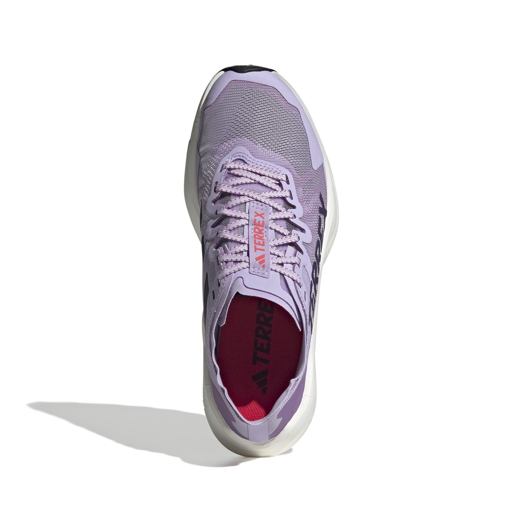 product/a/d/adidas_jq1617_3_footwear_photography_top_portrait_view_white.jpg