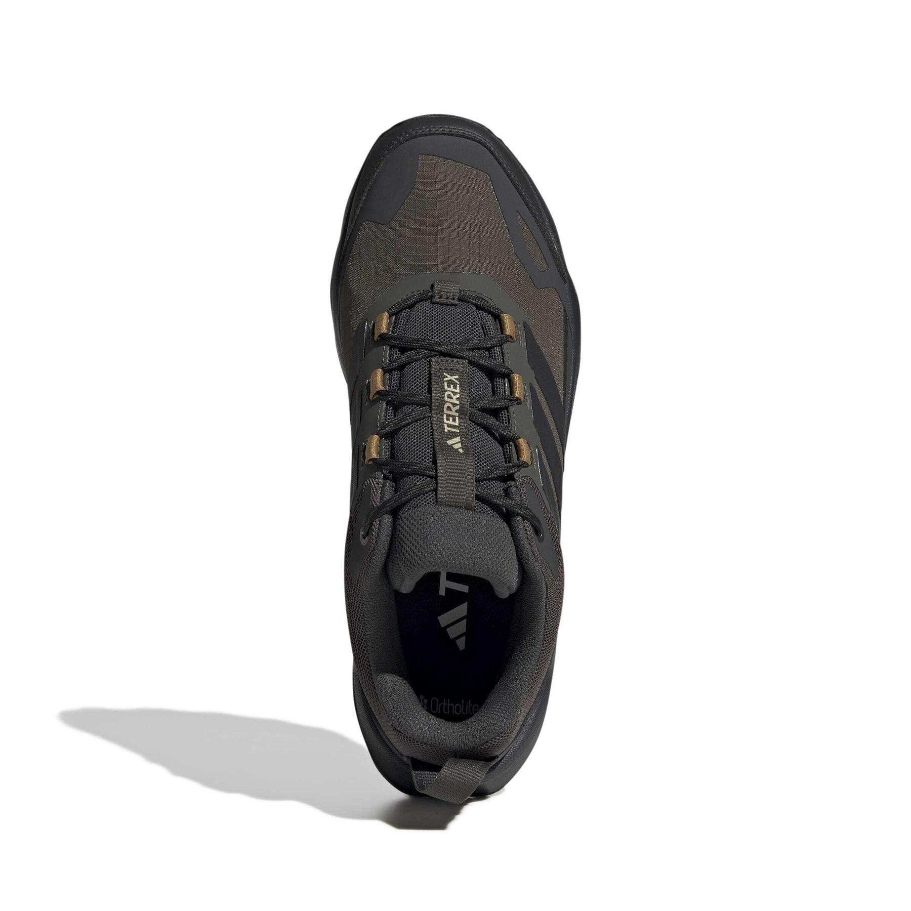 product/a/d/adidas_jq2213_3_footwear_photography_top_portrait_view_white-nw091625.jpg