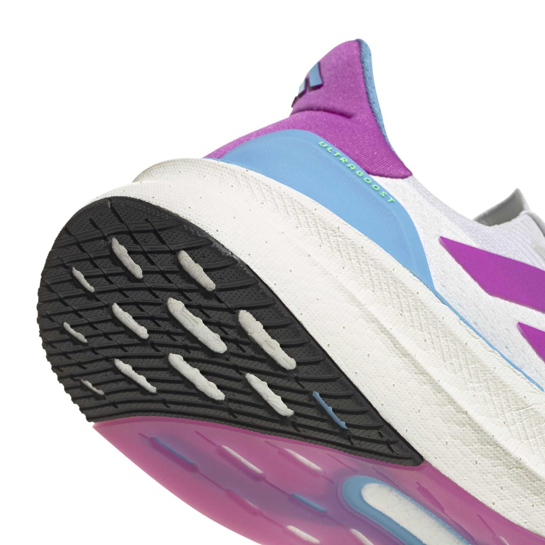 product/a/d/adidas_jq8083_8_footwear_photography_detail_view_1_white-nw091625.jpg