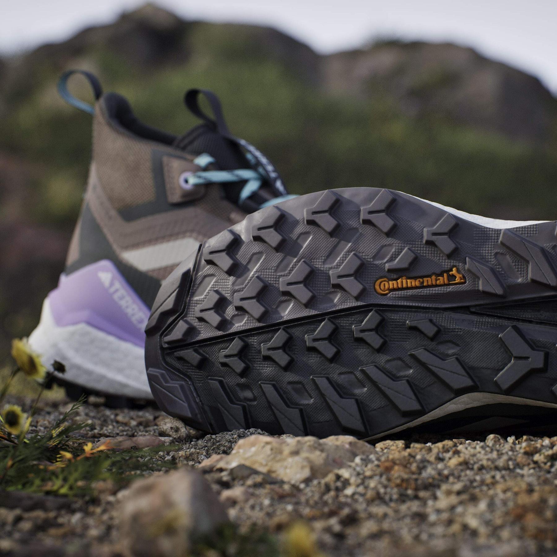 product/a/d/adidas_jq9901_23_footwear_photography_heromrktng_view_11-nw091625.jpg