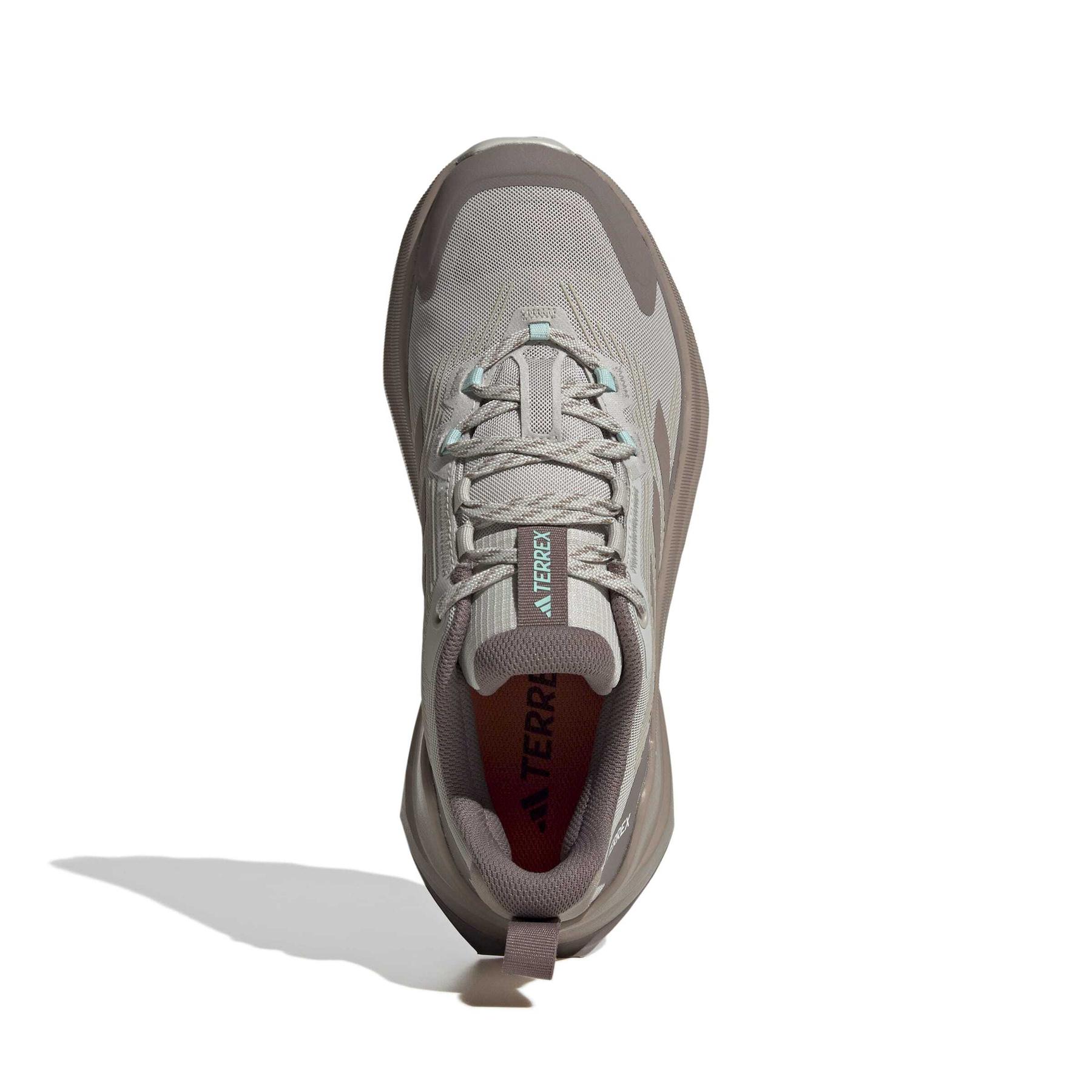 product/a/d/adidas_jq9923_3_footwear_photography_top_portrait_view_white-nw091625.jpg
