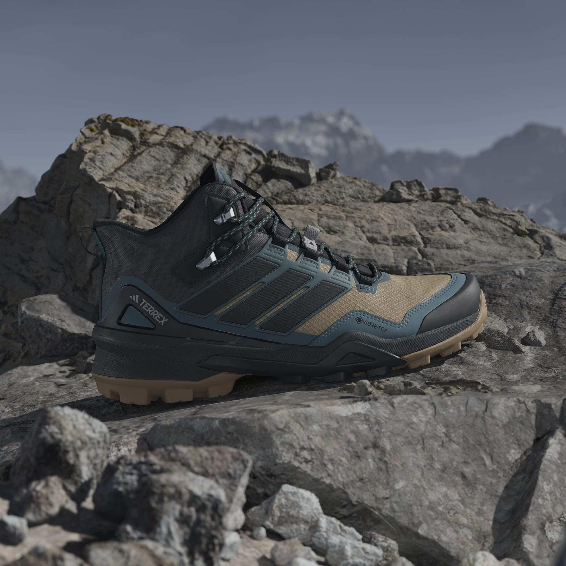 product/a/d/adidas_jq9927_16_footwear_photography_heromrktng_view_3-072925nw.jpg