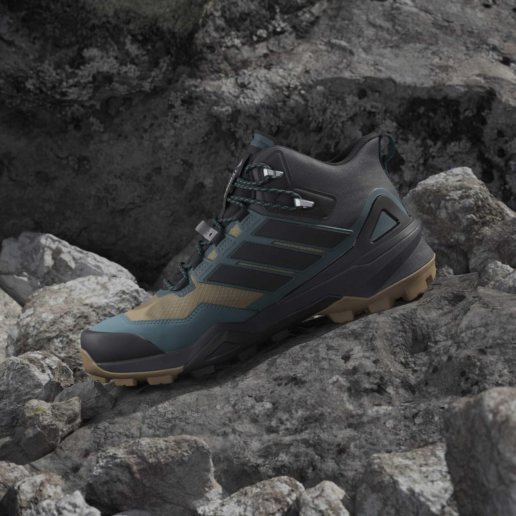 product/a/d/adidas_jq9927_20_footwear_photography_heromrktng_view_7-072925nw.jpg