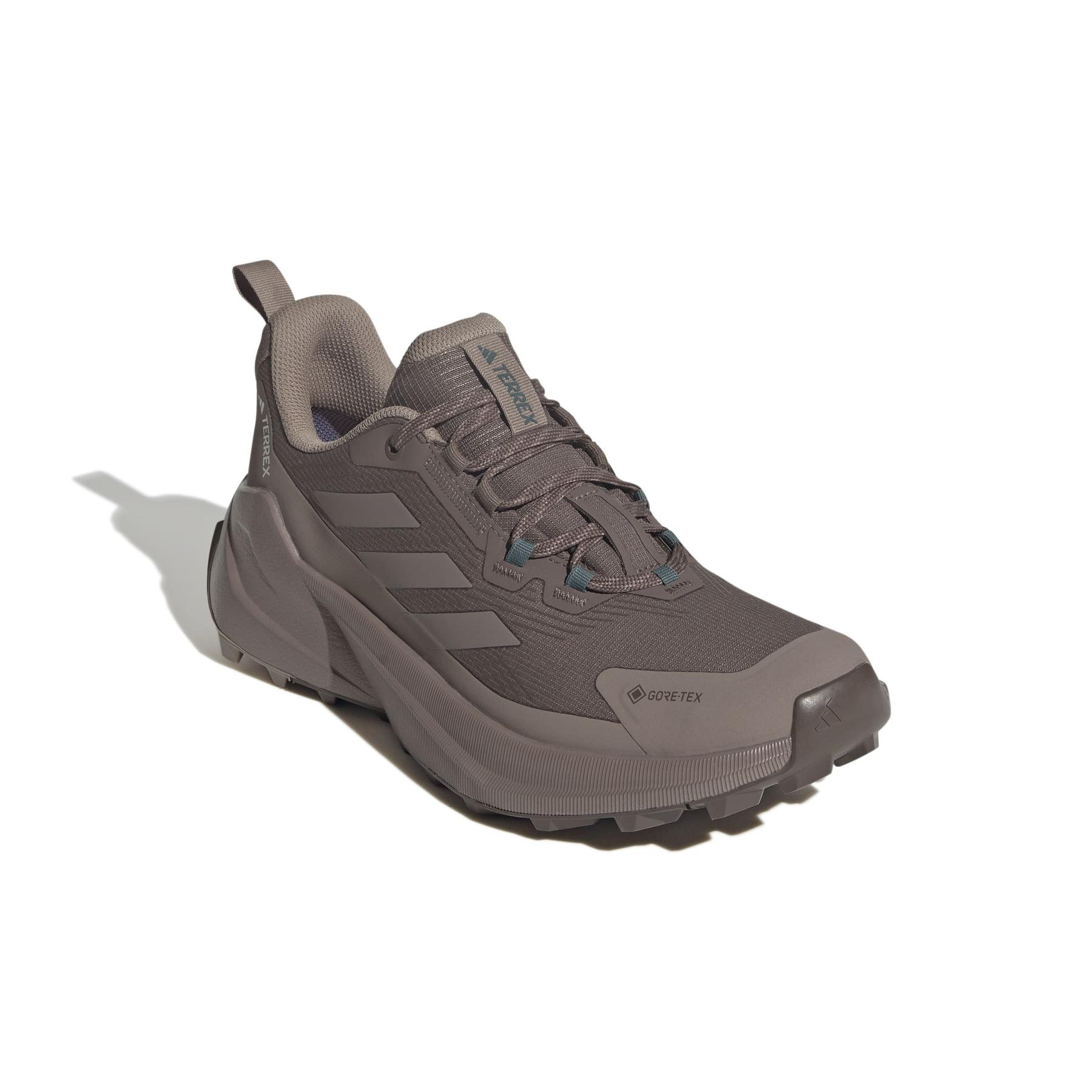 product/a/d/adidas_jq9947_6_footwear_photography_front_lateral_top_view_white-nw091625.jpg