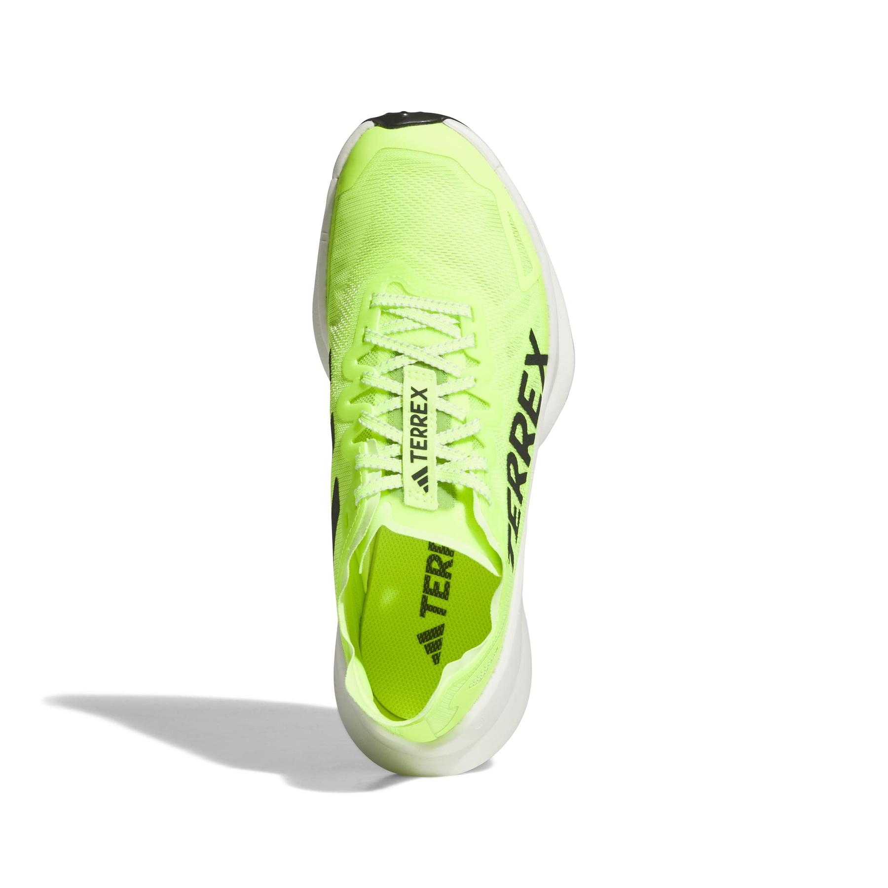 product/a/d/adidas_jr5218_3_footwear_photography_top_portrait_view_white-nw091725.jpg