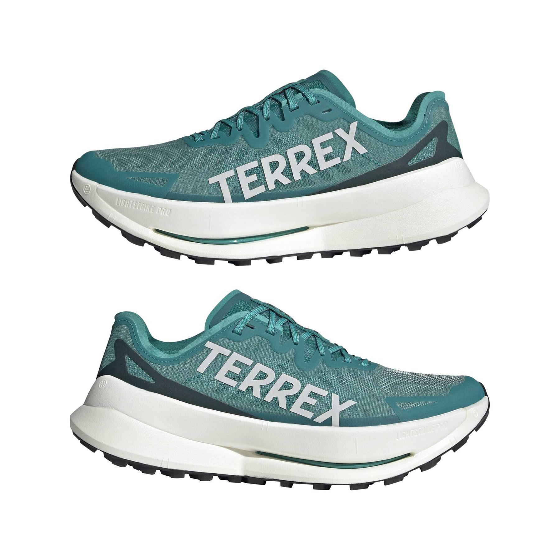 product/a/d/adidas_jr5238_10_footwear_photography_mirrored_pair_view_white-nw091725.jpg