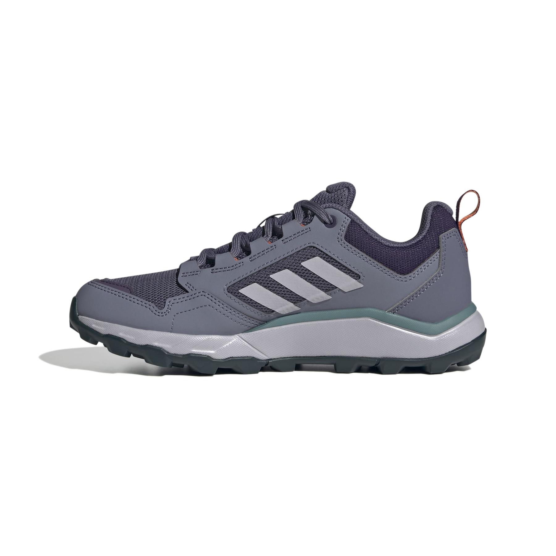 product/a/d/adidas_jr5287_5_footwear_photography_side_medial_center_view_white-nw091725.jpg