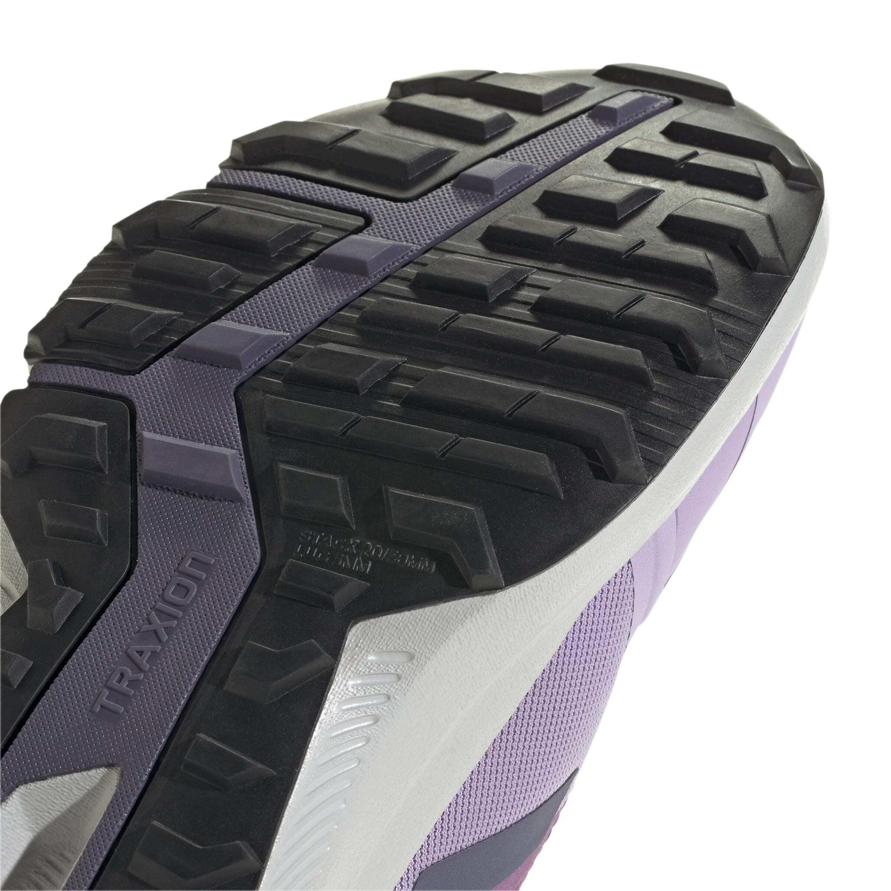 product/a/d/adidas_jr7070_9_footwear_photography_detail_view_2_white-nw091725.jpg
