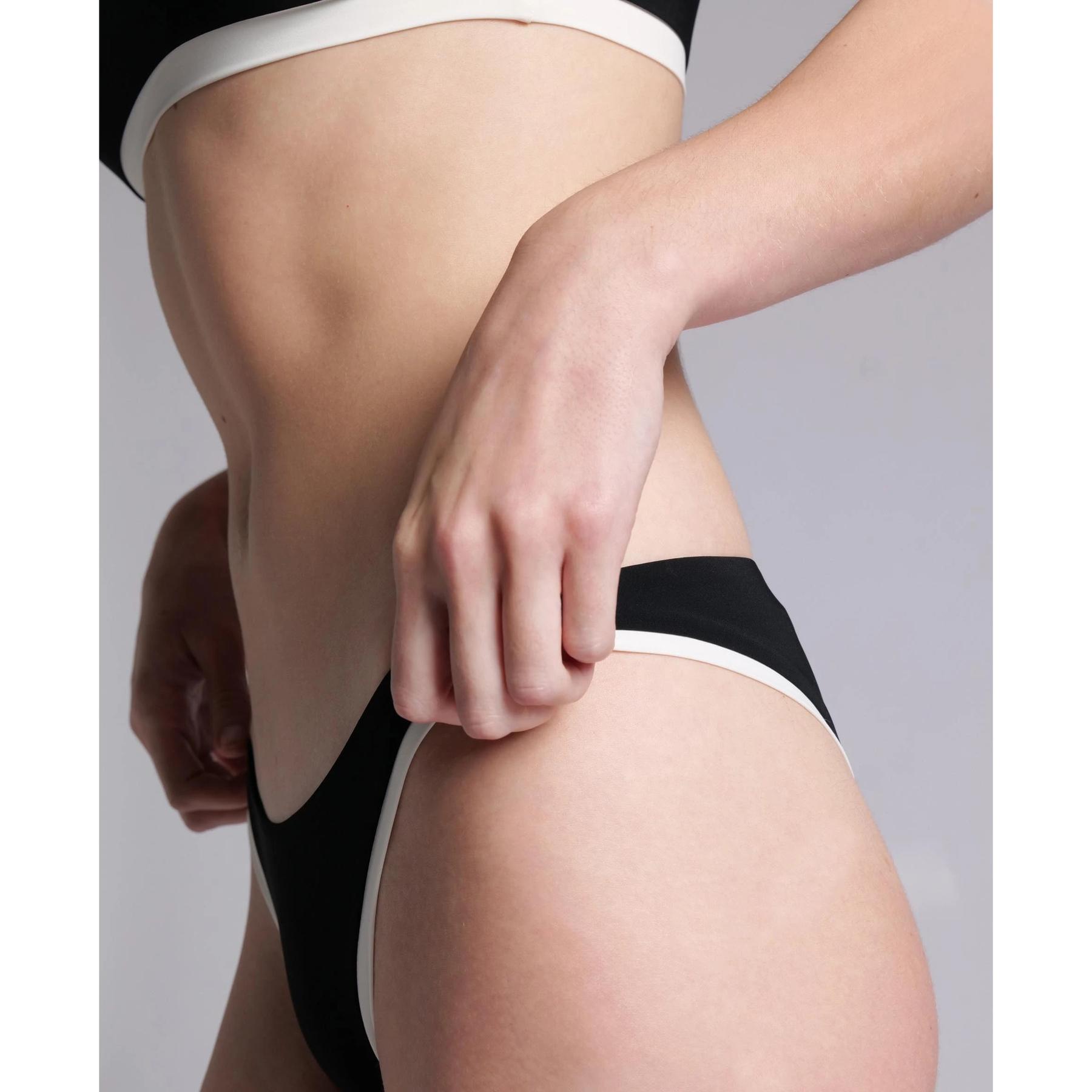 product/a/r/arena_010252-510_black-off-white_7.jpg