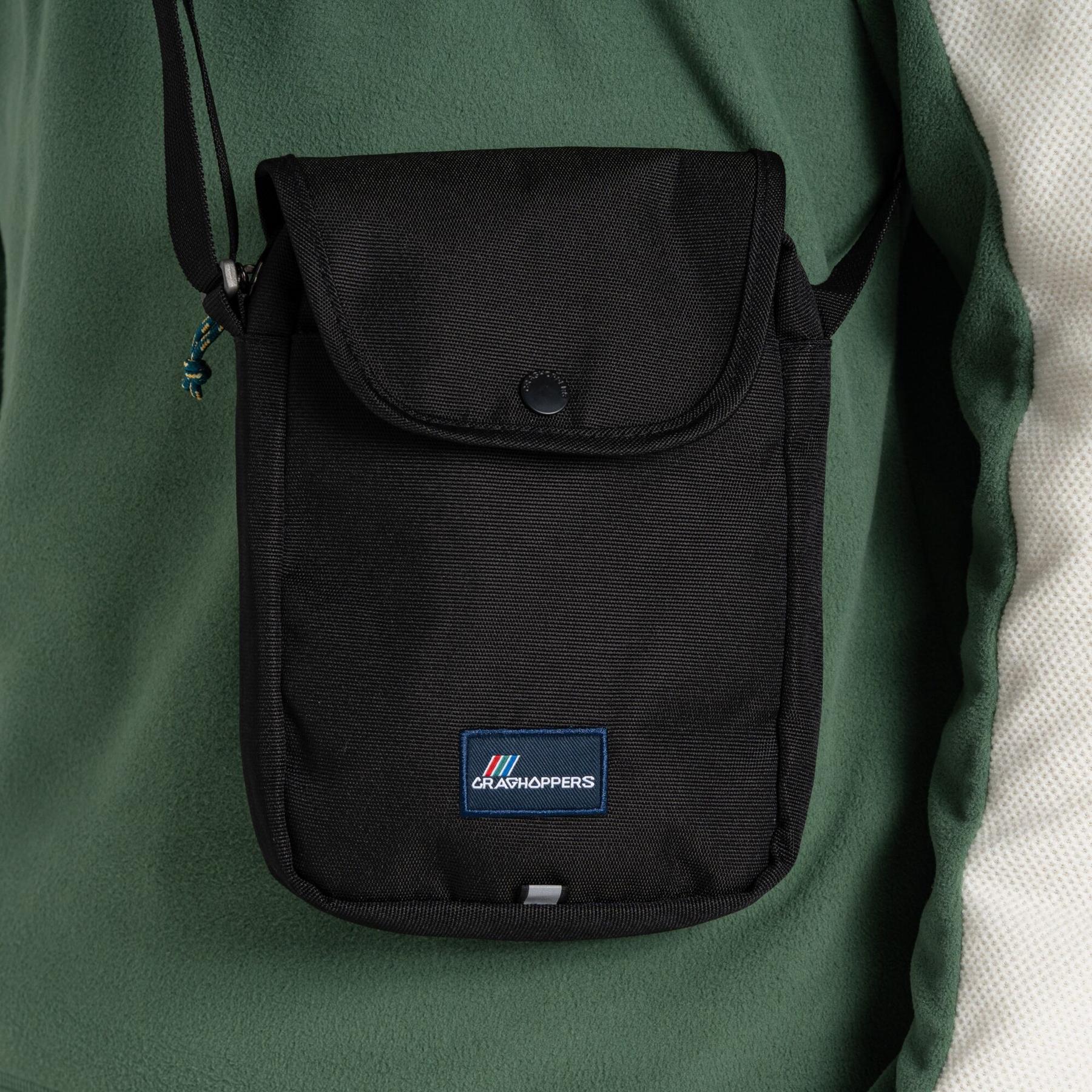 product/c/r/craghoppers_cer5216-800_black_3.jpg