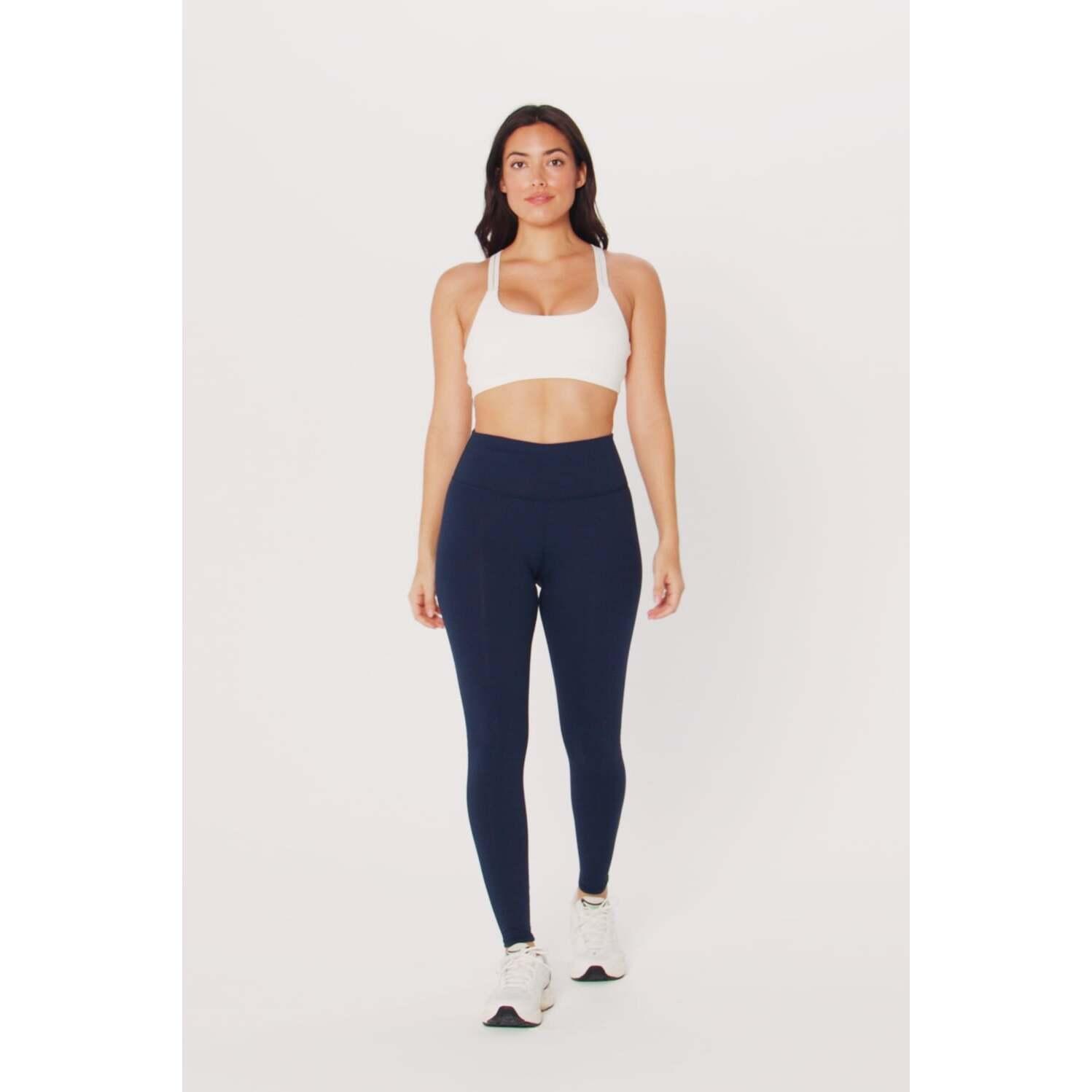product/f/a/fabletics_pt1617843-0001_black_6.jpg