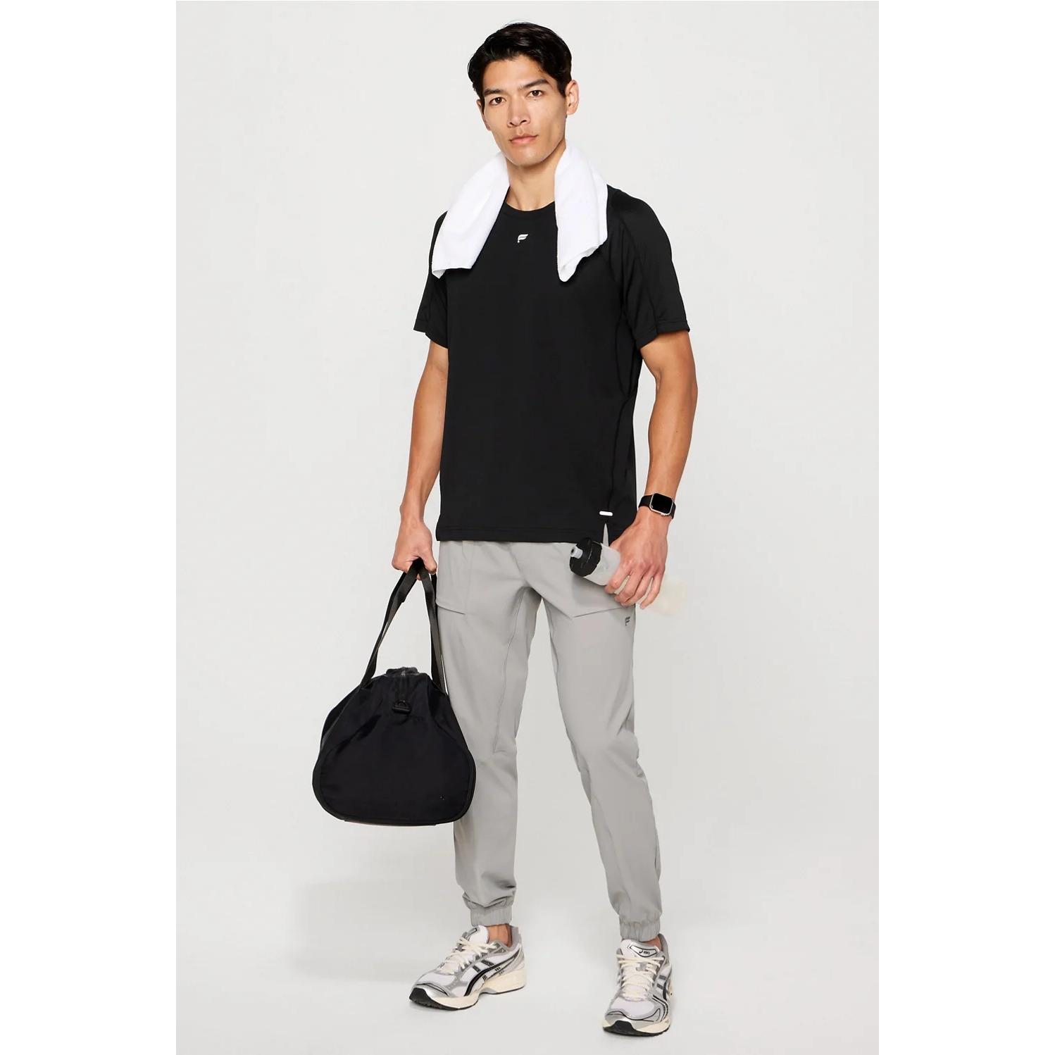 product/f/a/fabletics_ss2356392-0001_black_3.jpg