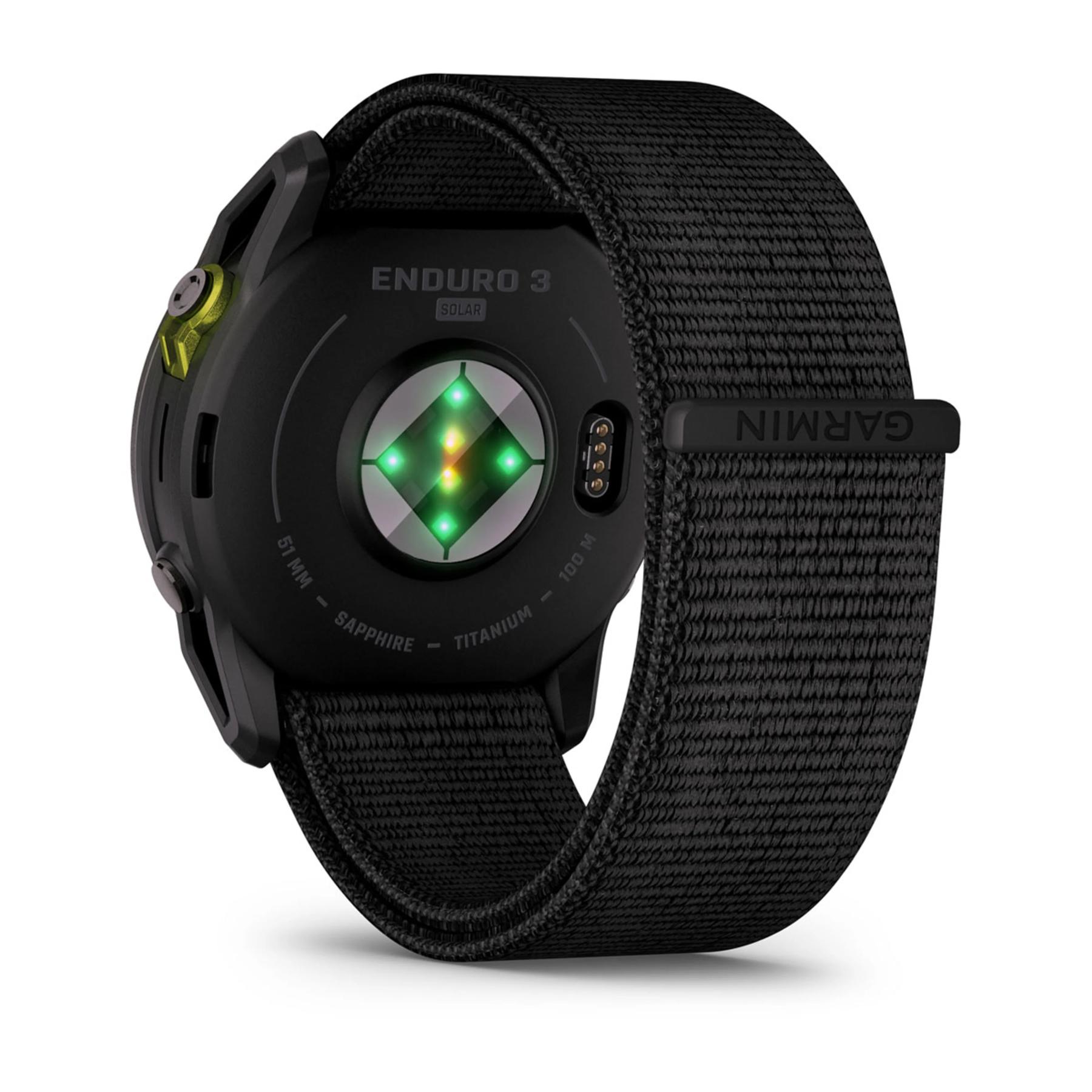 product/g/a/garmin_010-02751-01_noir-carbon-gray_5.jpg