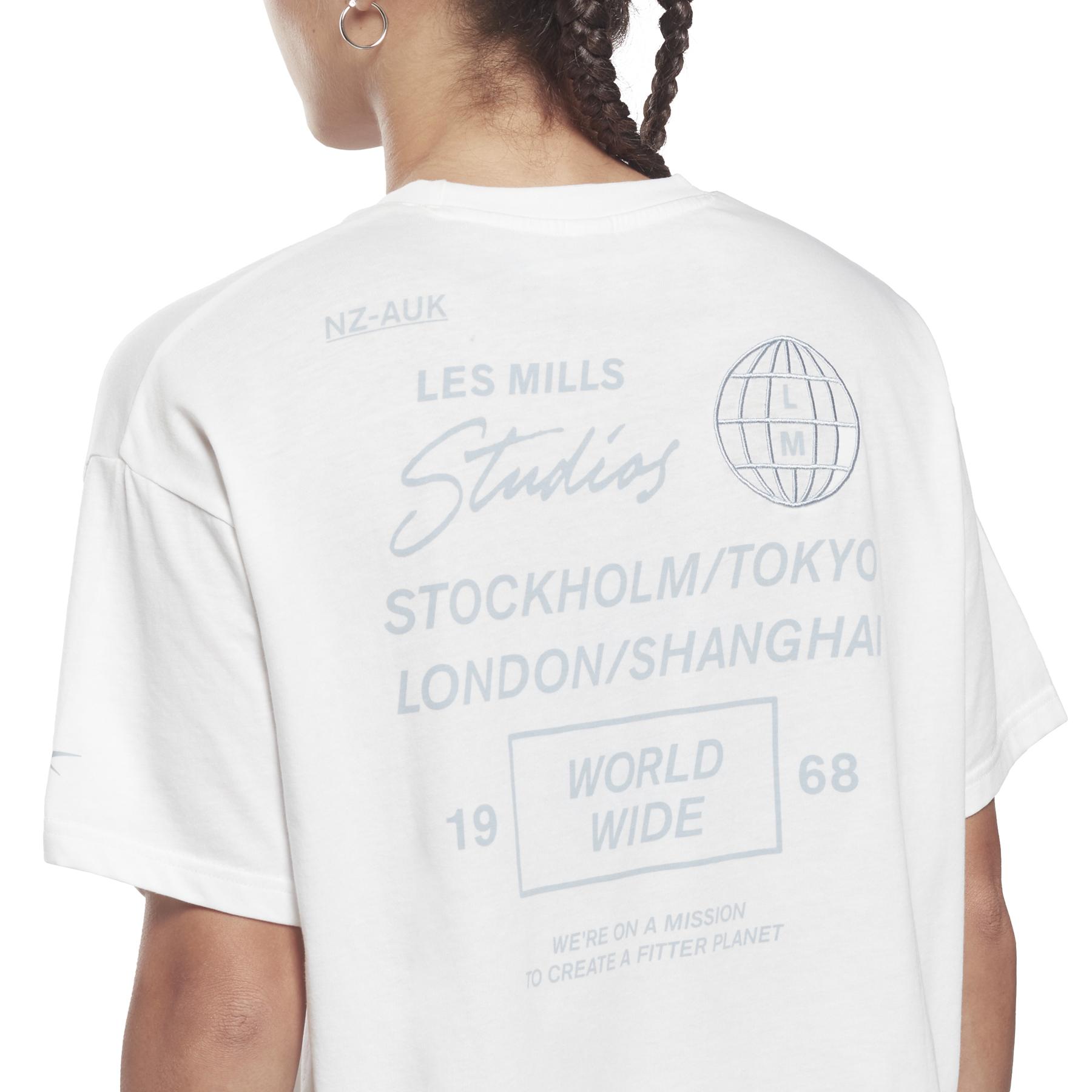 product/h/d/hd4136_app_on-model_detail-2_white.jpg