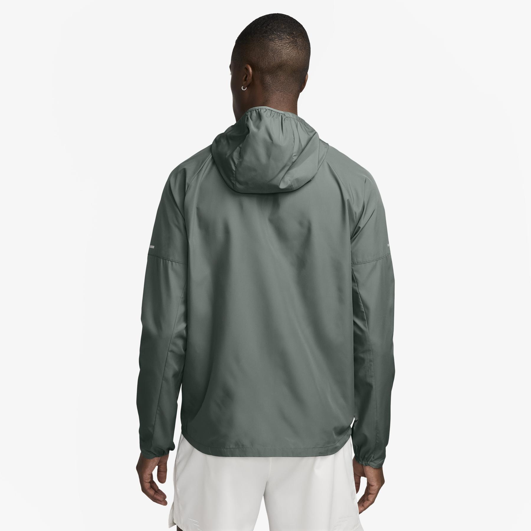 product/n/i/nike_dd4746-364_clay-green-clay-green-reflective-silv_8.jpg