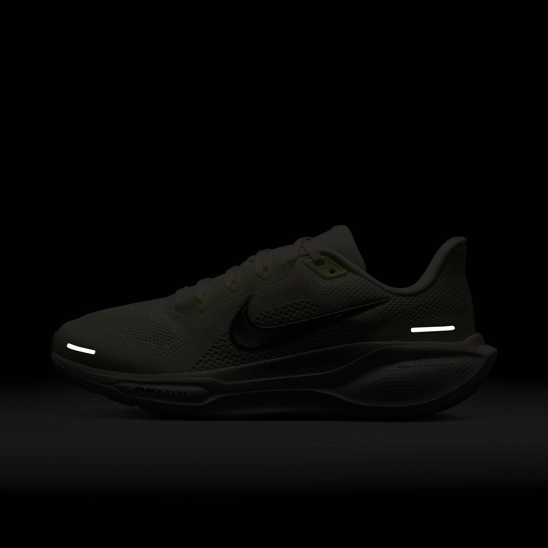 product/n/i/nike_fd2723-114_sail-metallic-silver-photon-dust_13.jpg