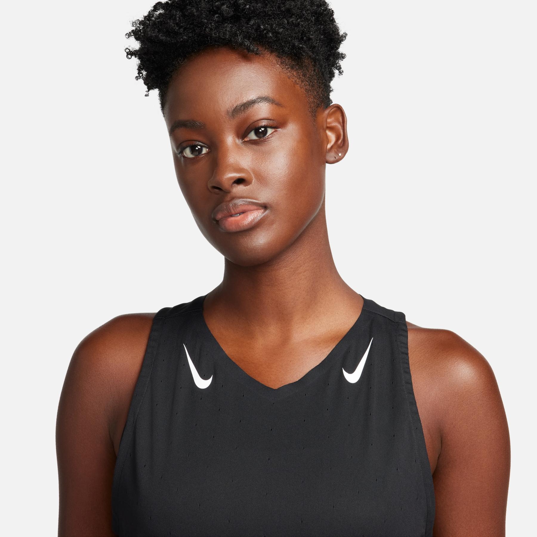 product/n/i/nike_fn2504-010-phsym001.jpg