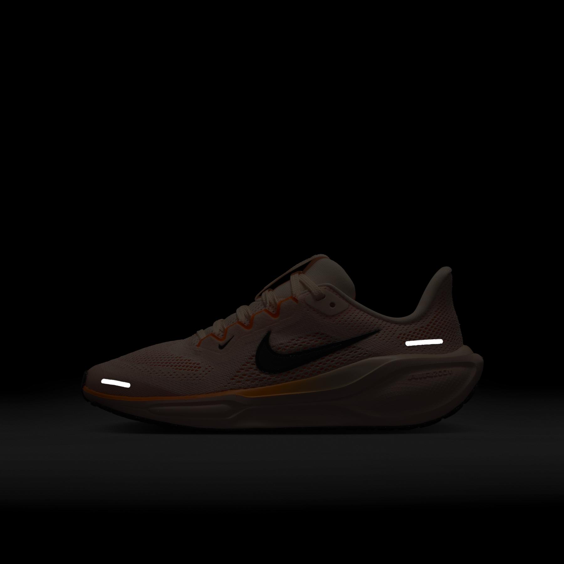 product/n/i/nike_fn5041-802_crimson-tint-gridiron-washed-coral_11.jpg