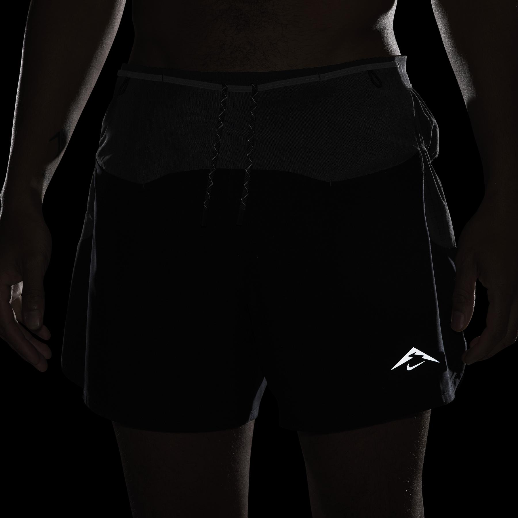 product/n/i/nike_hj3572-010_black-anthracite-black-summit-white_1.jpg