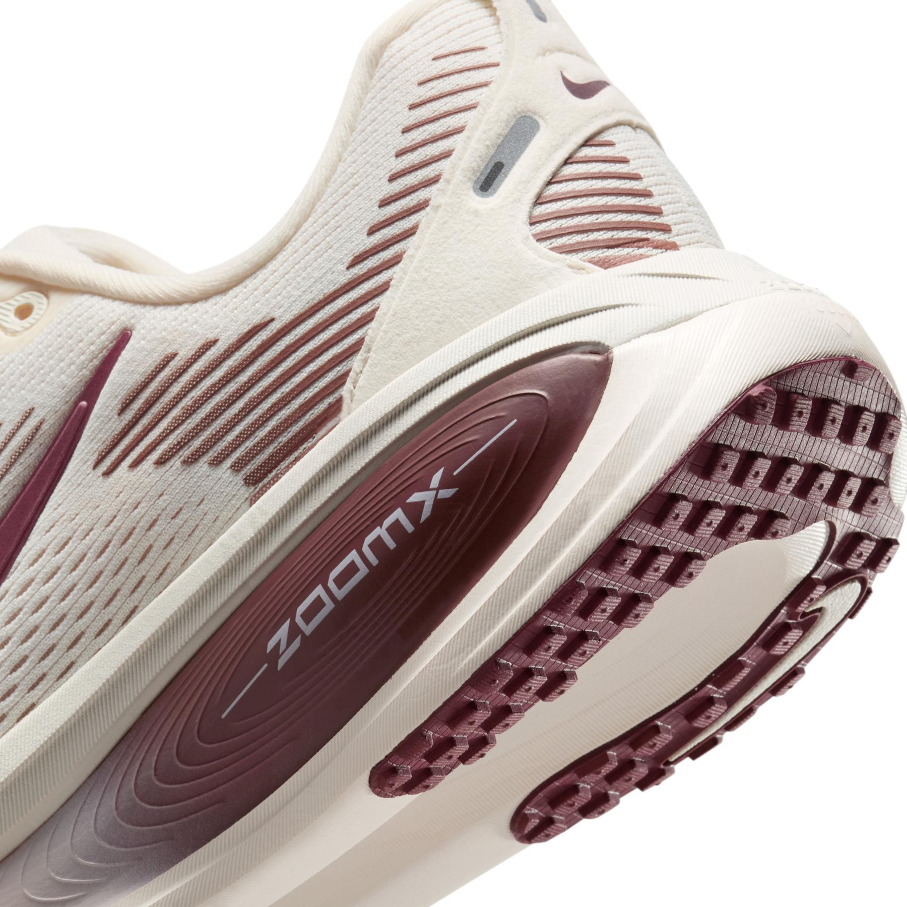 product/n/i/nike_hm6804-108-phsyd002.jpg