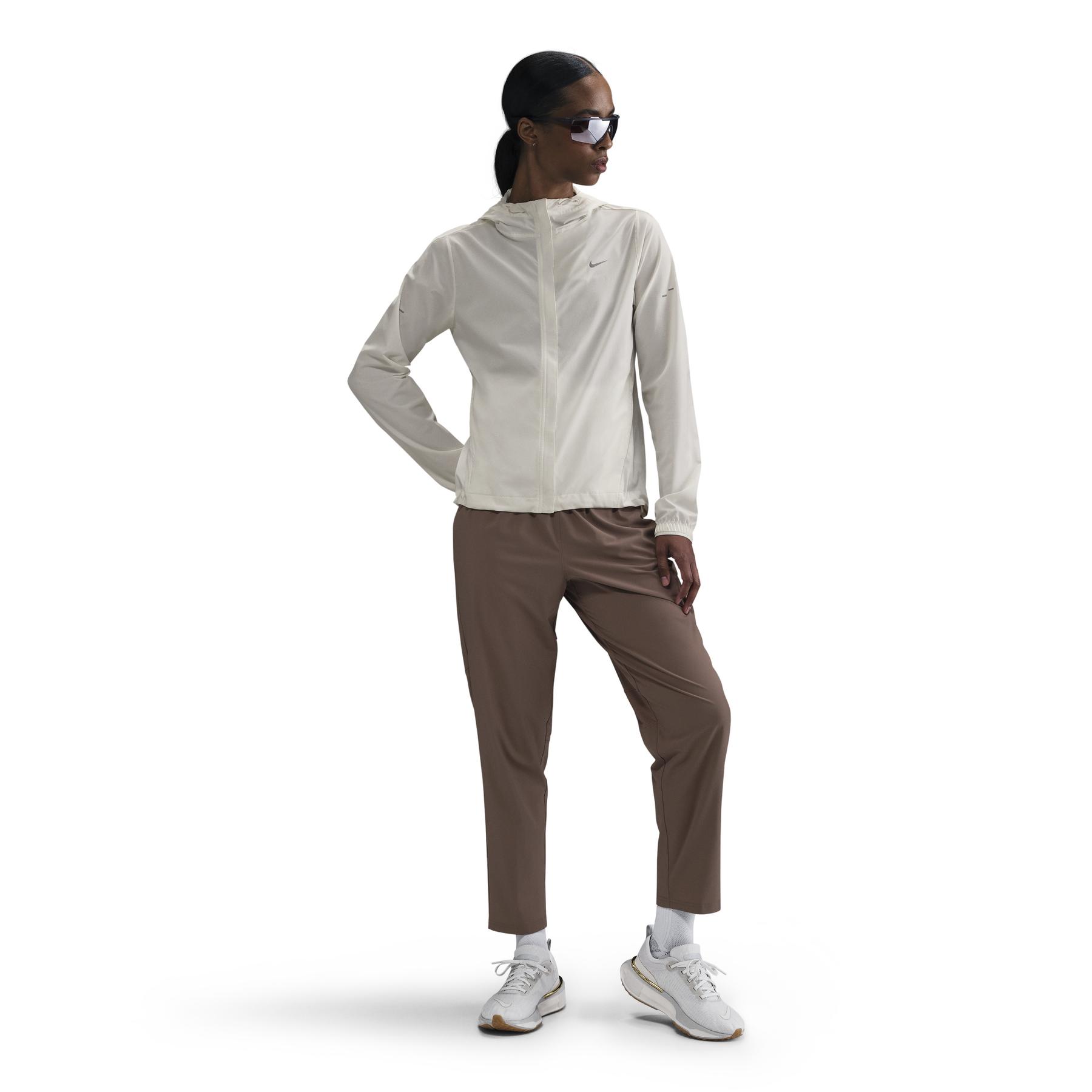 product/n/i/nike_hq0650-133_sail_6.jpg
