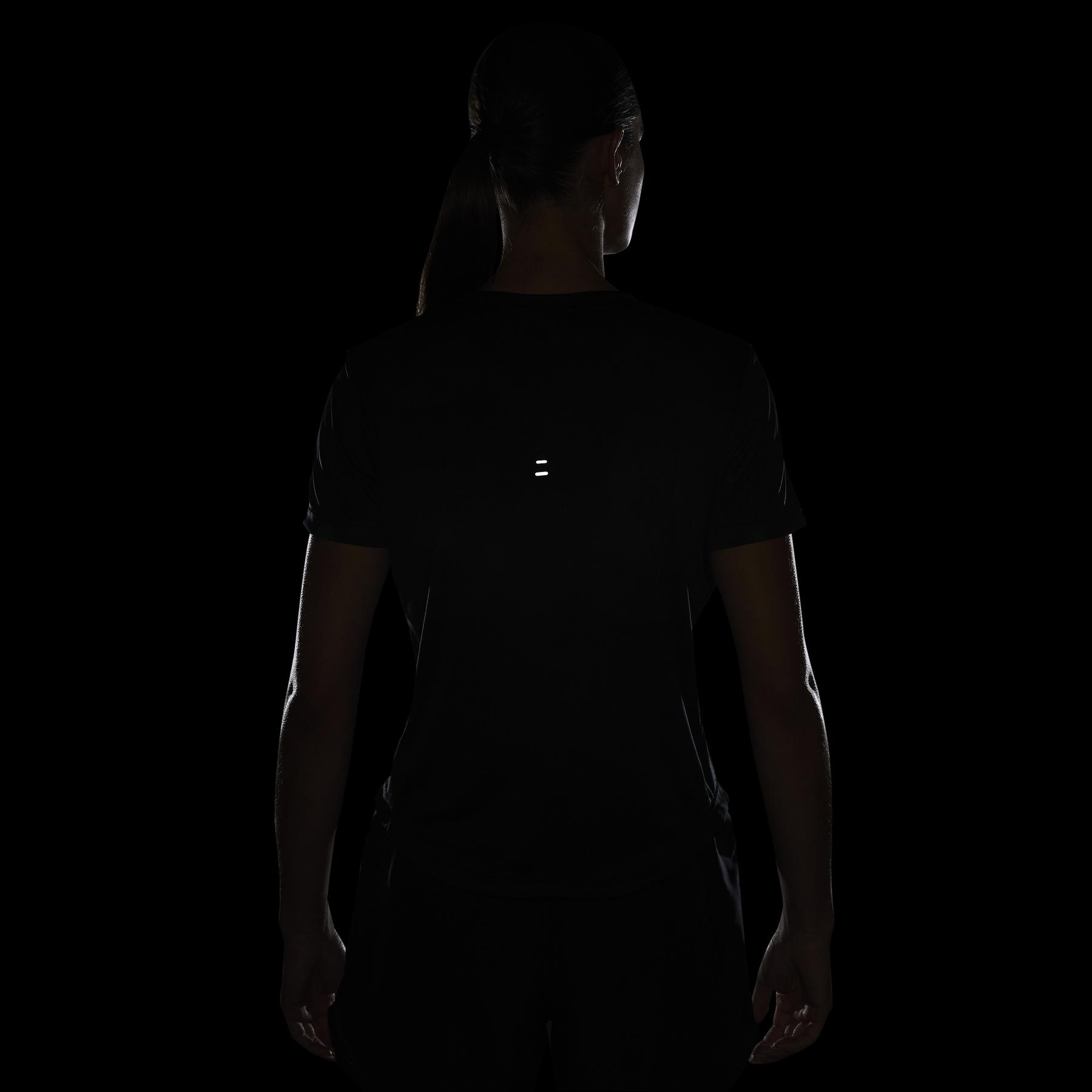 product/n/i/nike_hv2772-010_black-white_4.jpg
