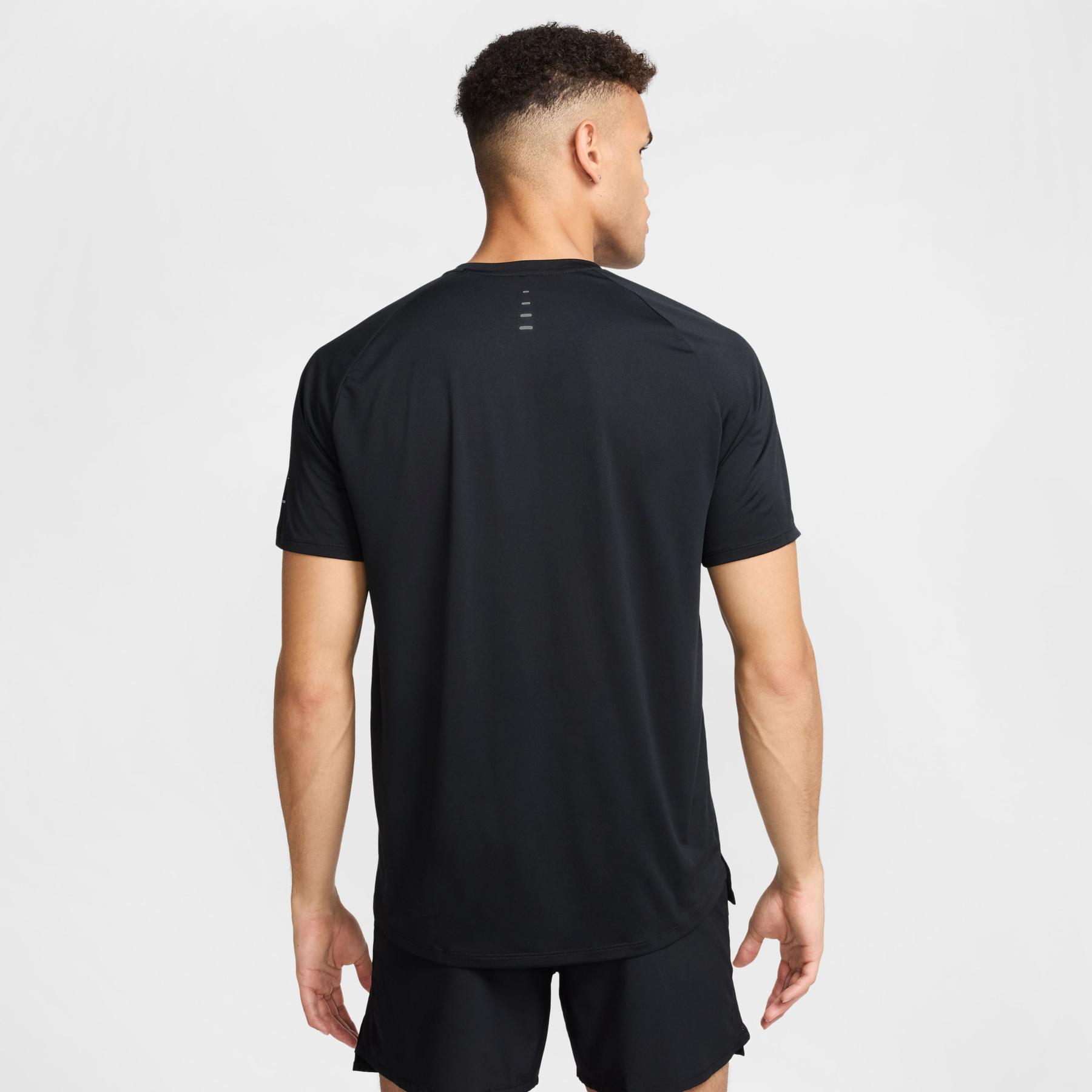 product/n/i/nike_hv5203-010-phsbm001-ss25.jpg