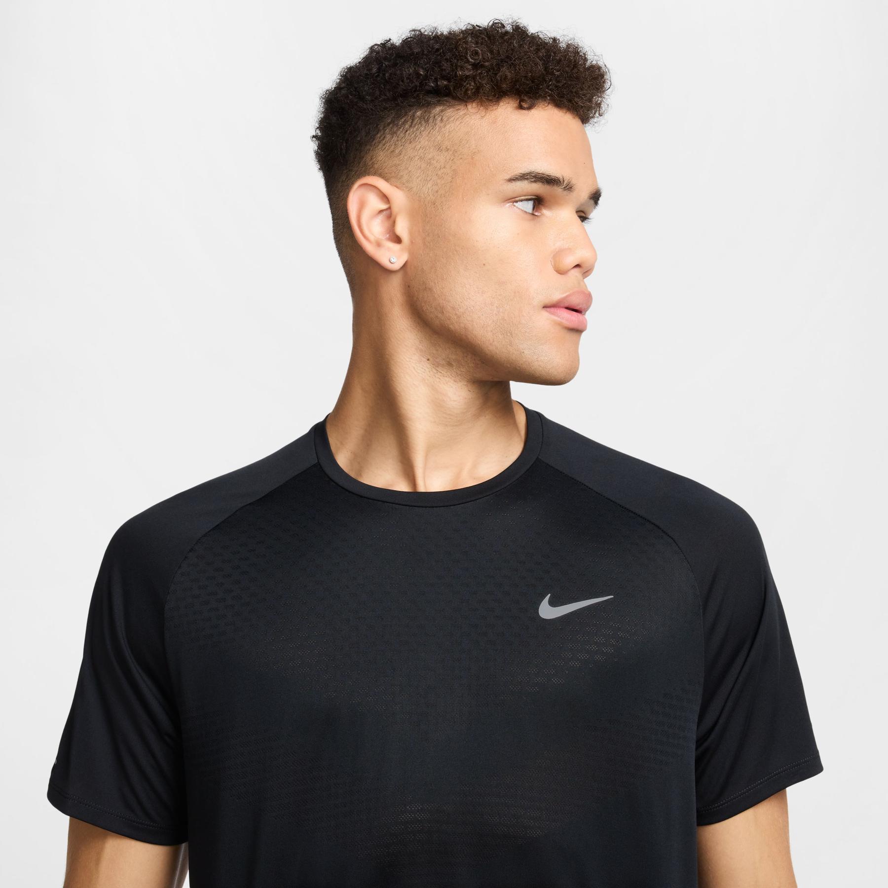 product/n/i/nike_hv5203-010-phsym001-ss25.jpg