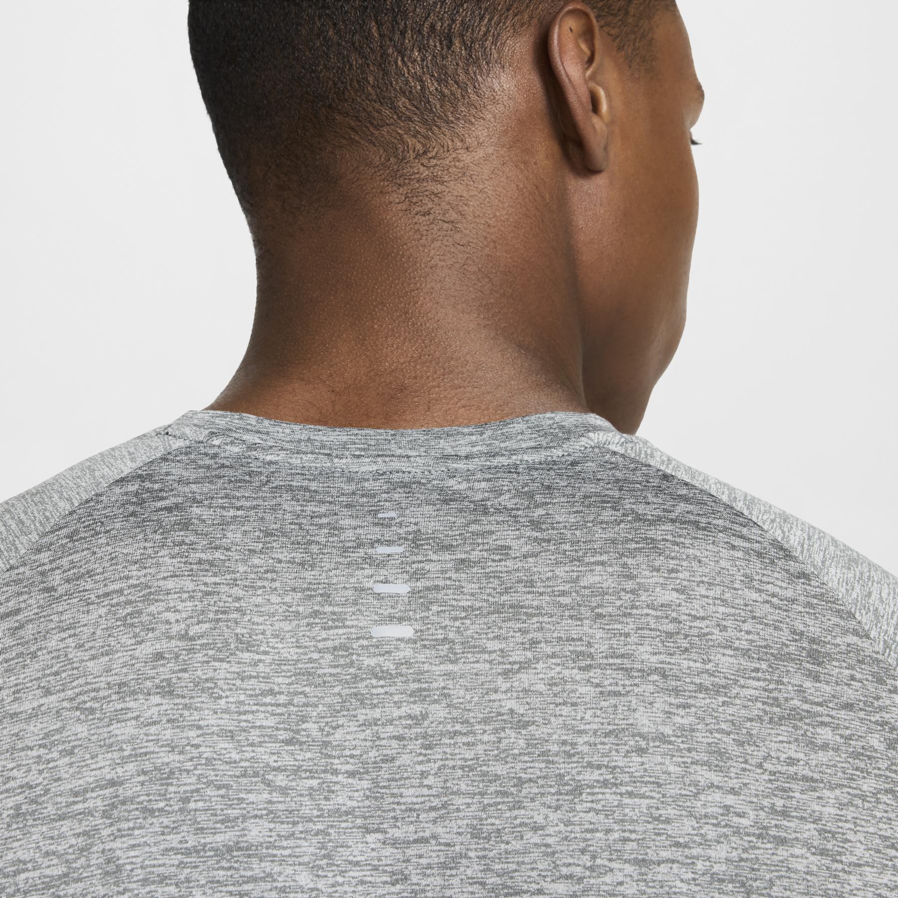 product/n/i/nike_hv5203-084_smoke-grey-htr-reflective-silv_3.jpg