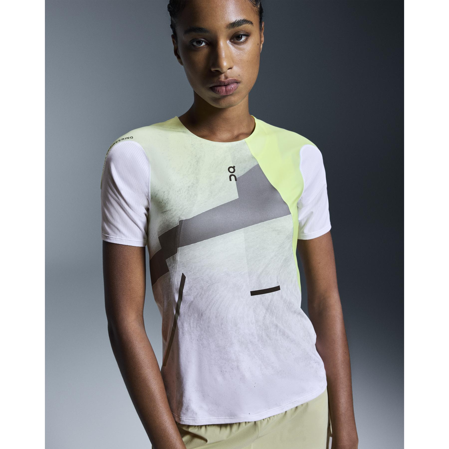 product/o/n/on-running_1we30422964_caper-limelight_3.jpg