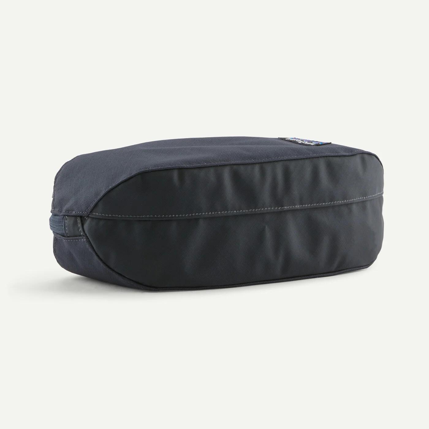 product/p/a/patagonia_49362-smdb_smolder-blue_3.jpg