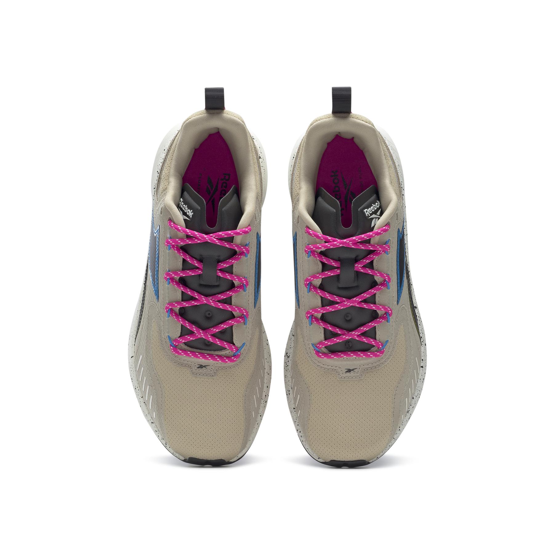 product/r/e/reebok_fw7586_2_footwear_photography_top_portrait_view_white_000.jpg